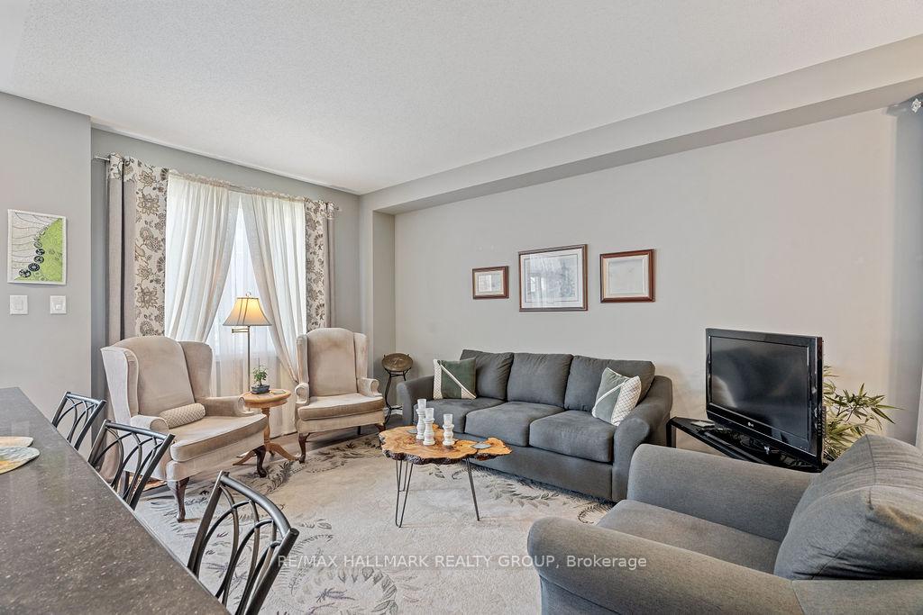 Photo 8 of 246 Yellowcress Way, Ottawa, Avalon West — HOMEH