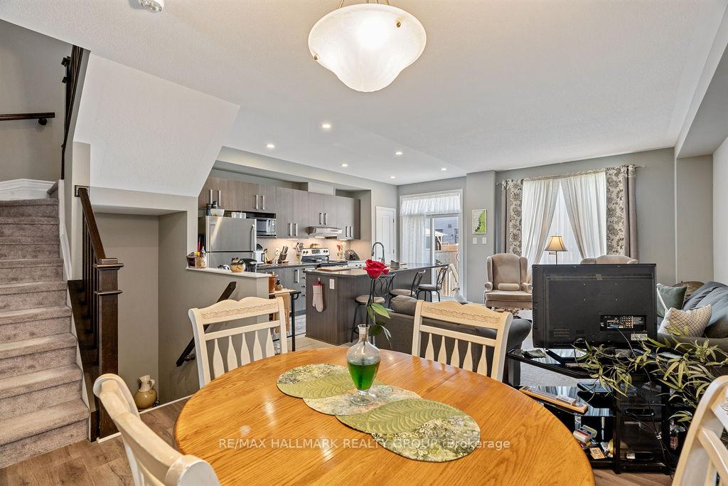 Photo 13 of 246 Yellowcress Way, Ottawa, Avalon West — HOMEH