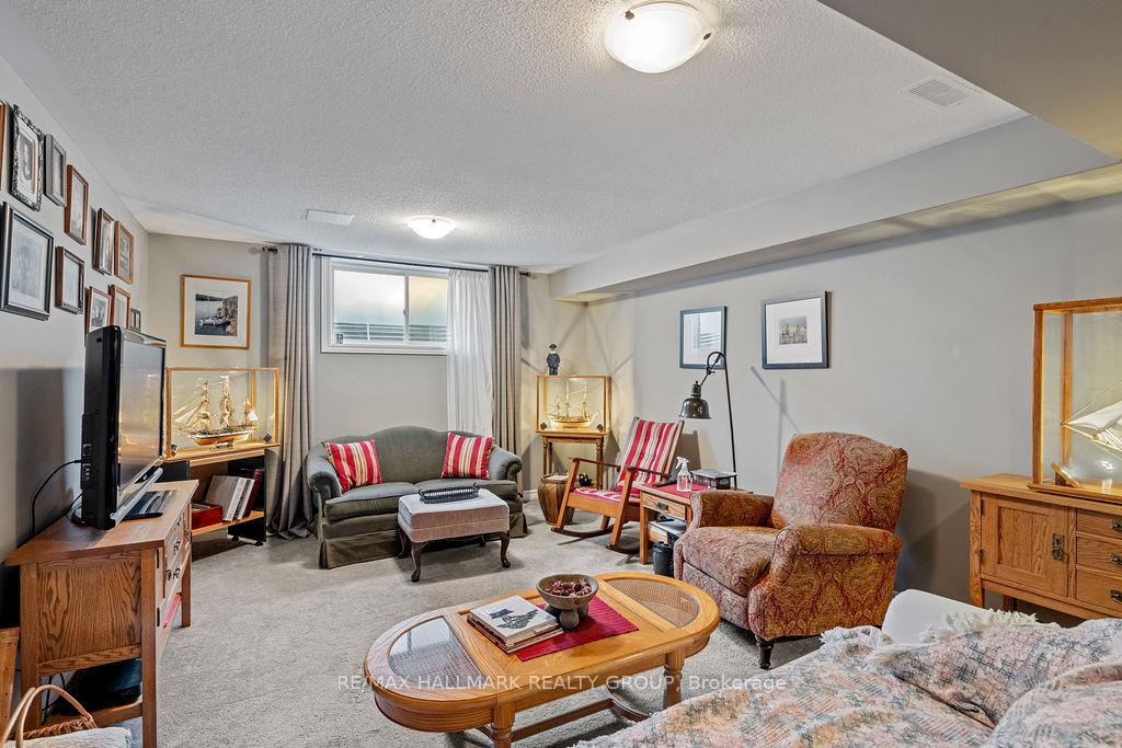 Photo 25 of 246 Yellowcress Way, Ottawa, Avalon West — HOMEH