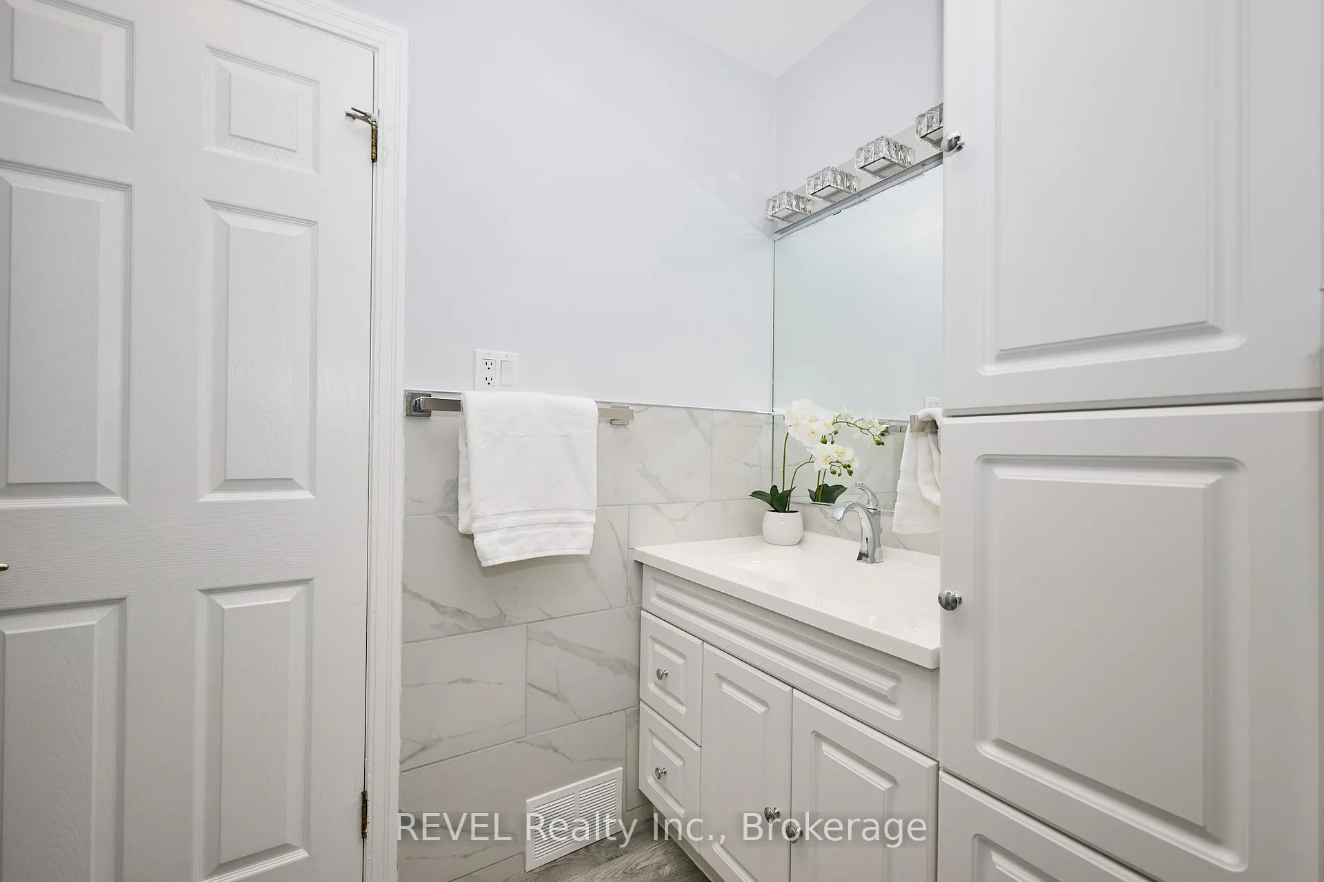Photo 21 of 6361 Clare Crescent, Niagara Falls, Dorchester — HOMEH