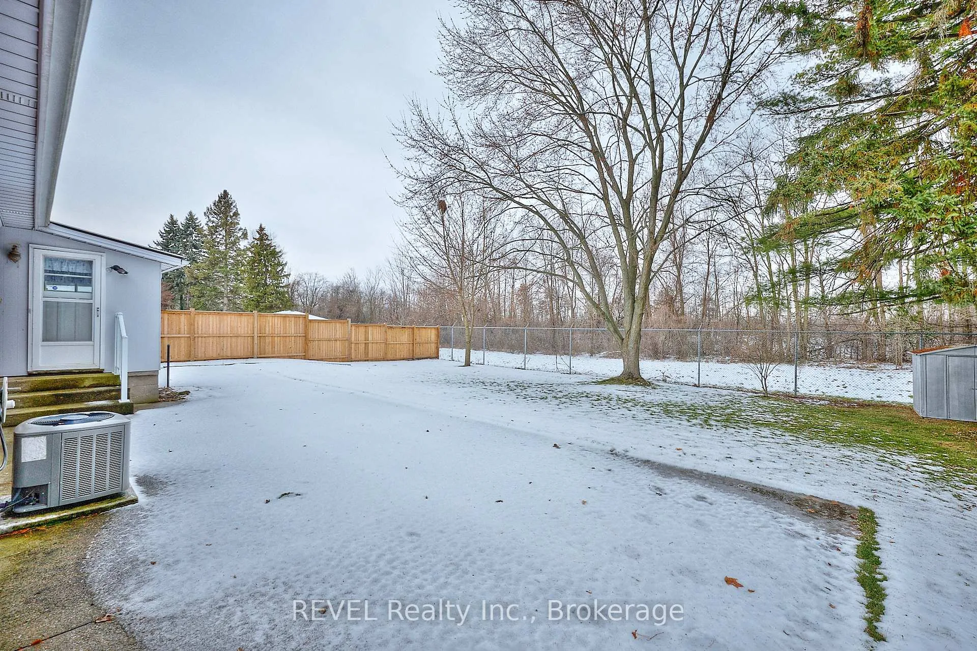 Photo 30 of 6361 Clare Crescent, Niagara Falls, Dorchester — HOMEH