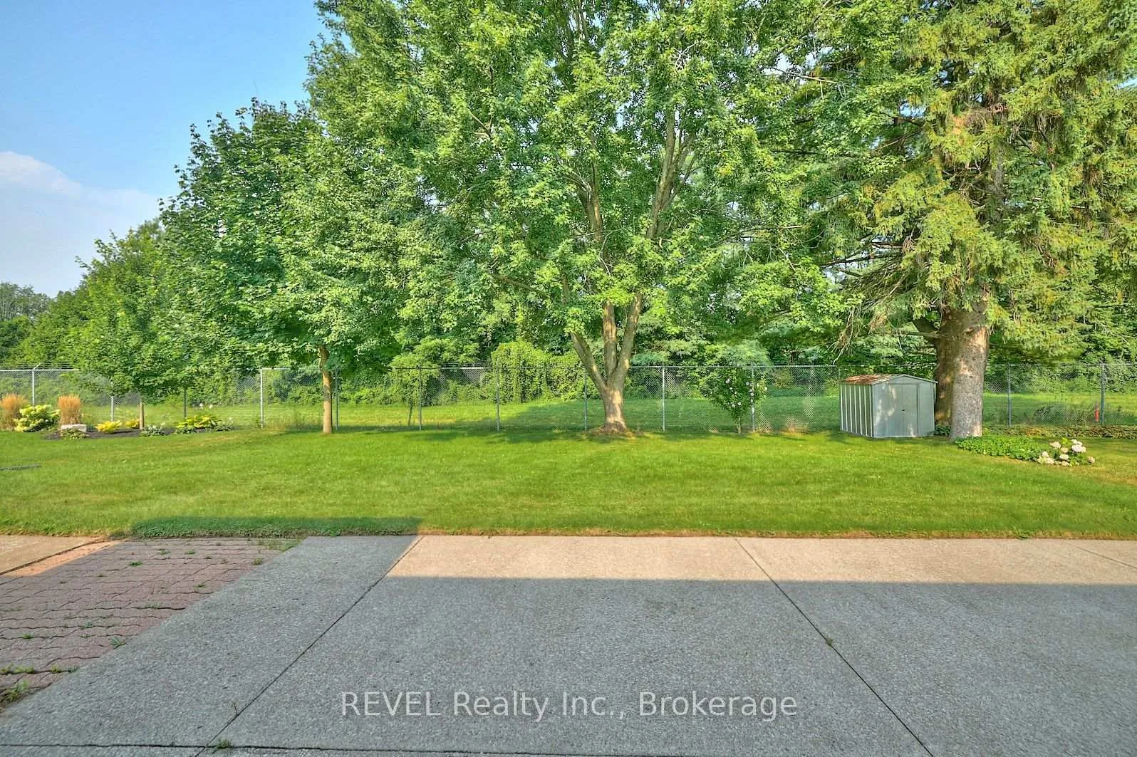 Photo 33 of 6361 Clare Crescent, Niagara Falls, Dorchester — HOMEH