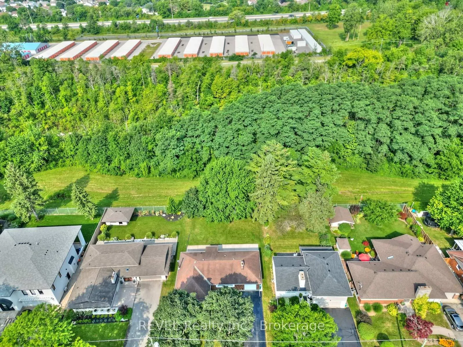 Photo 35 of 6361 Clare Crescent, Niagara Falls, Dorchester — HOMEH