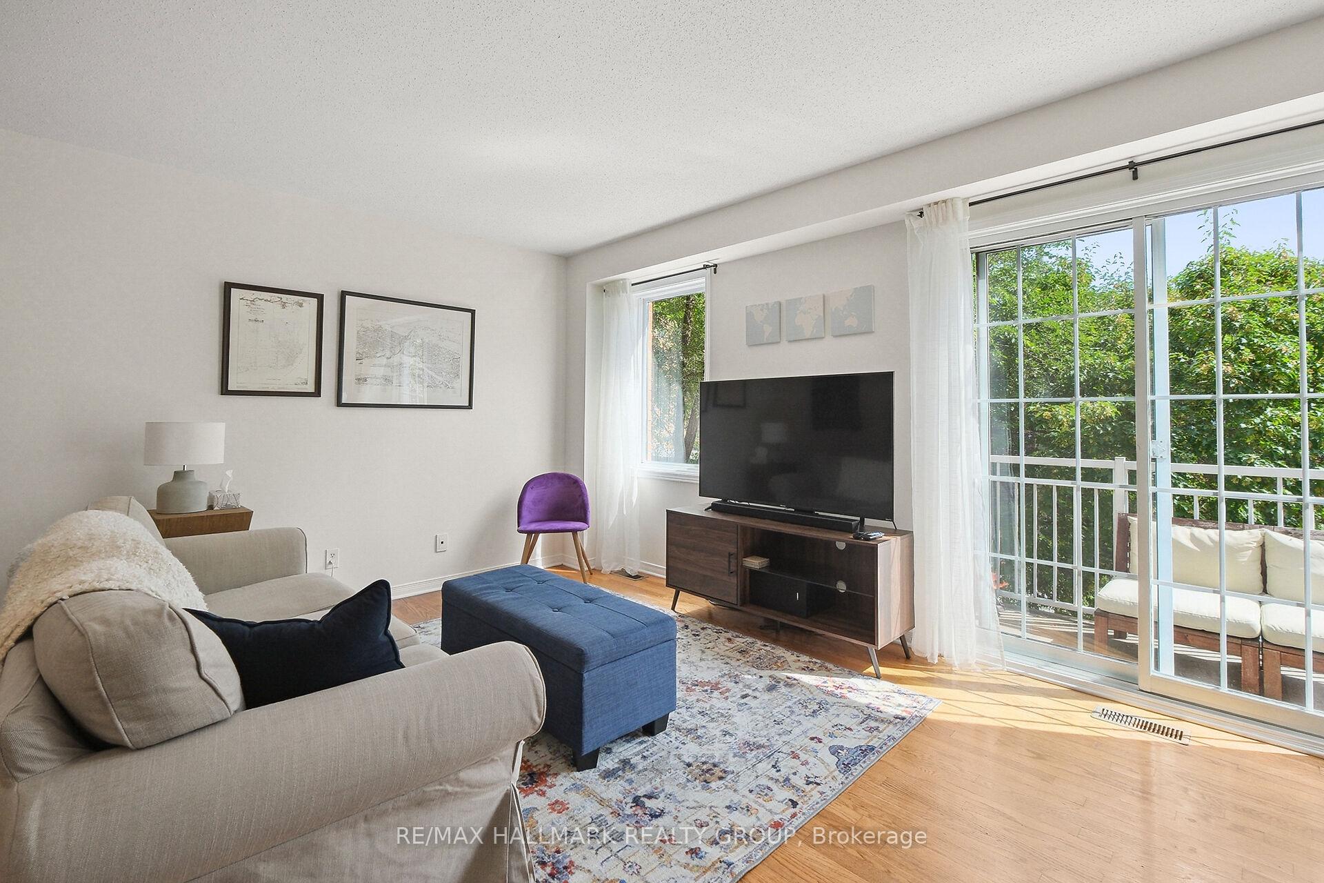 Photo 9 of 9 Radstock Private, Ottawa, Ottawa Centre — HOMEH