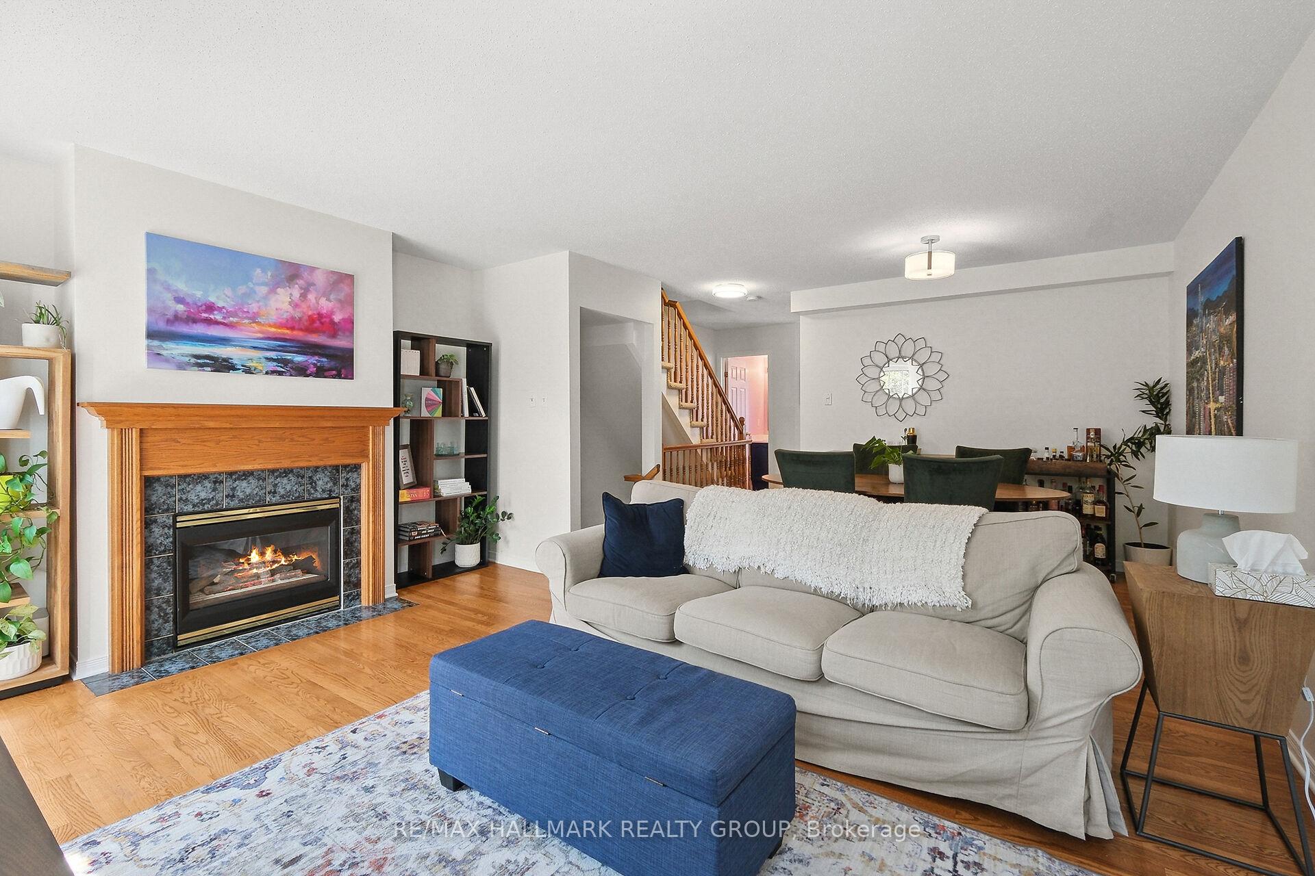 Photo 12 of 9 Radstock Private, Ottawa, Ottawa Centre — HOMEH