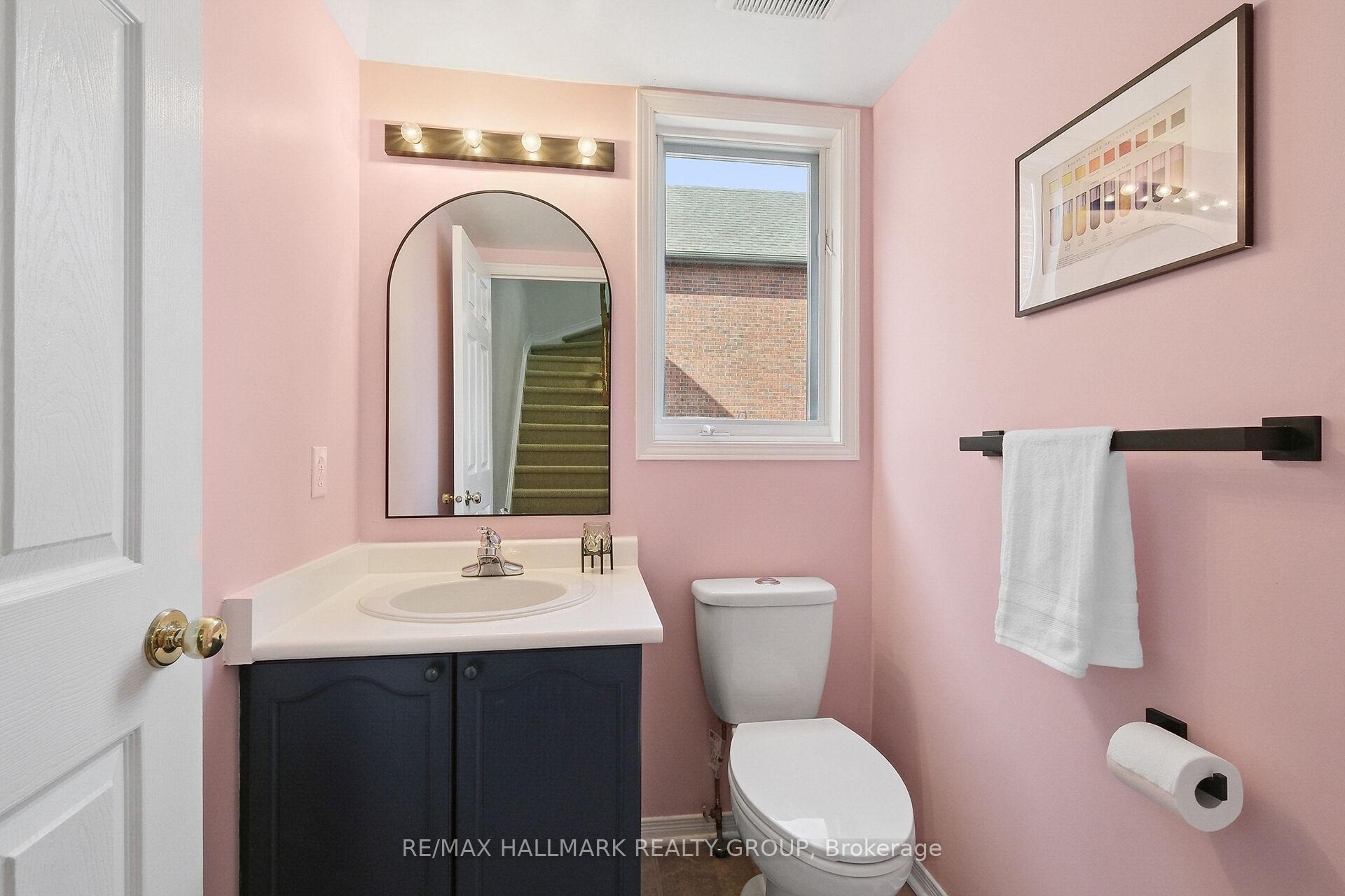 Photo 18 of 9 Radstock Private, Ottawa, Ottawa Centre — HOMEH