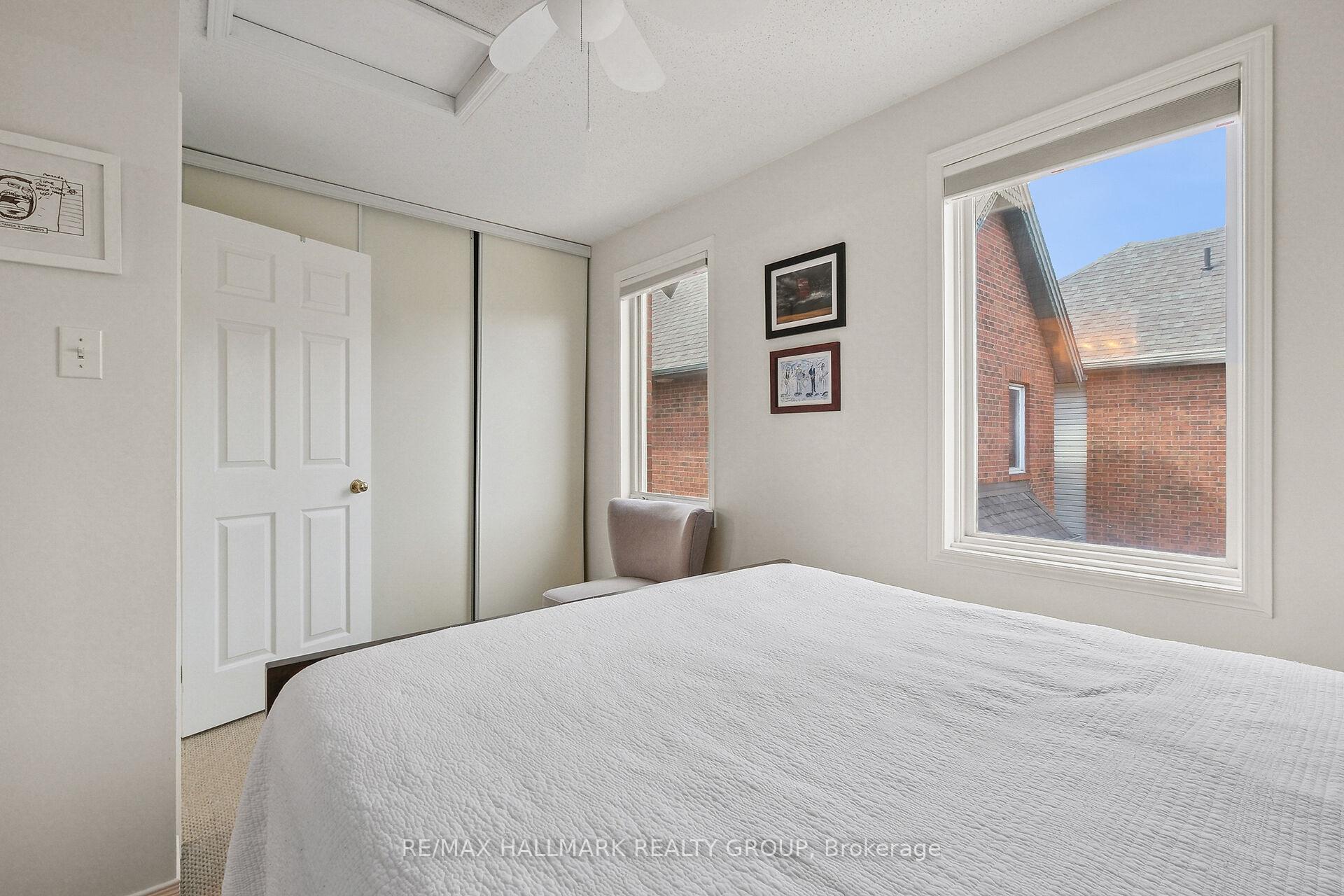 Photo 25 of 9 Radstock Private, Ottawa, Ottawa Centre — HOMEH