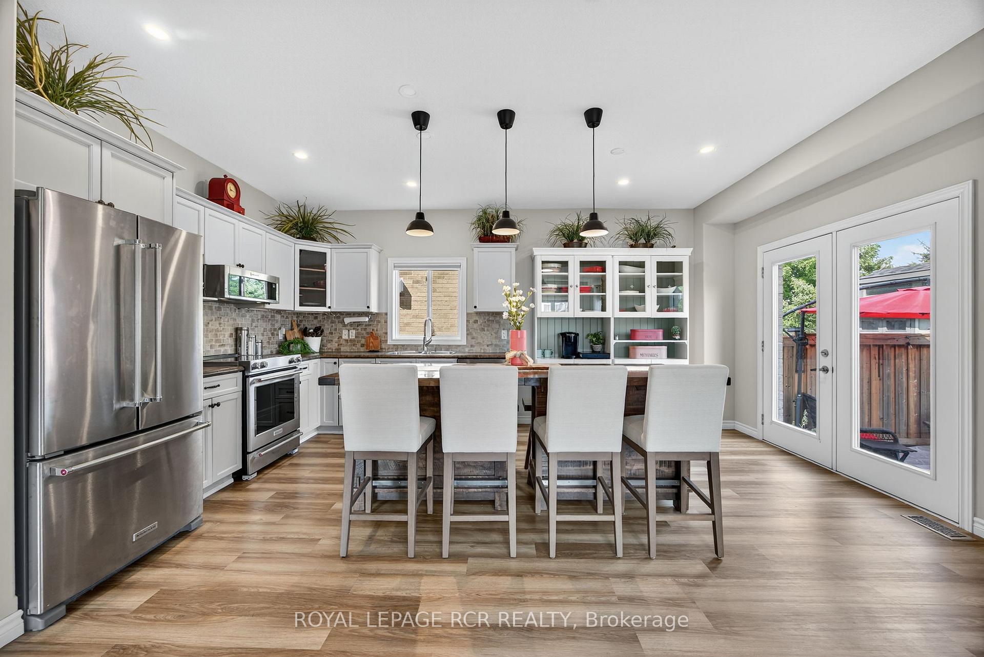 Photo 12 of 2 Irwin Crescent, New Tecumseth, Alliston — HOMEH