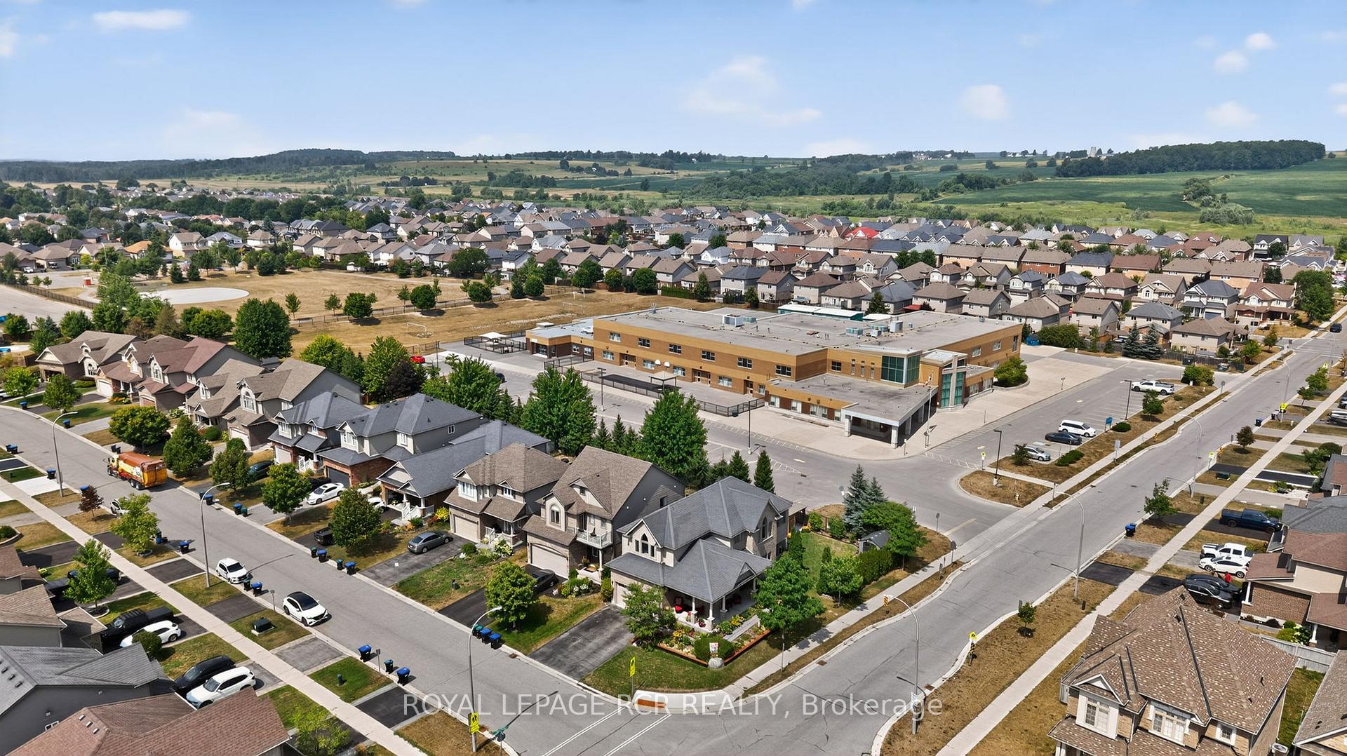 Photo 41 of 2 Irwin Crescent, New Tecumseth, Alliston — HOMEH