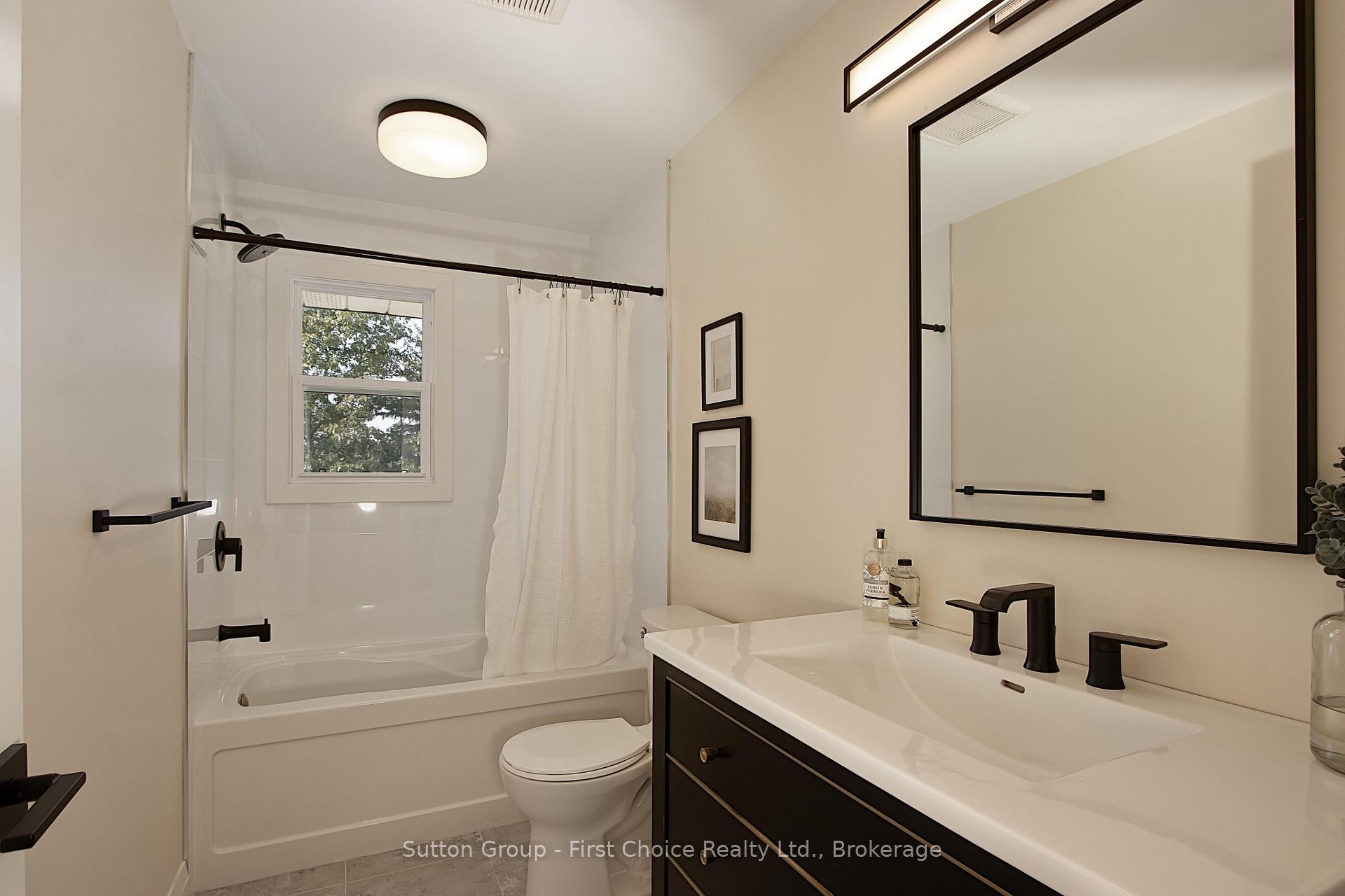 Photo 22 of 3552 Road 112, Perth East, South Easthope — HOMEH