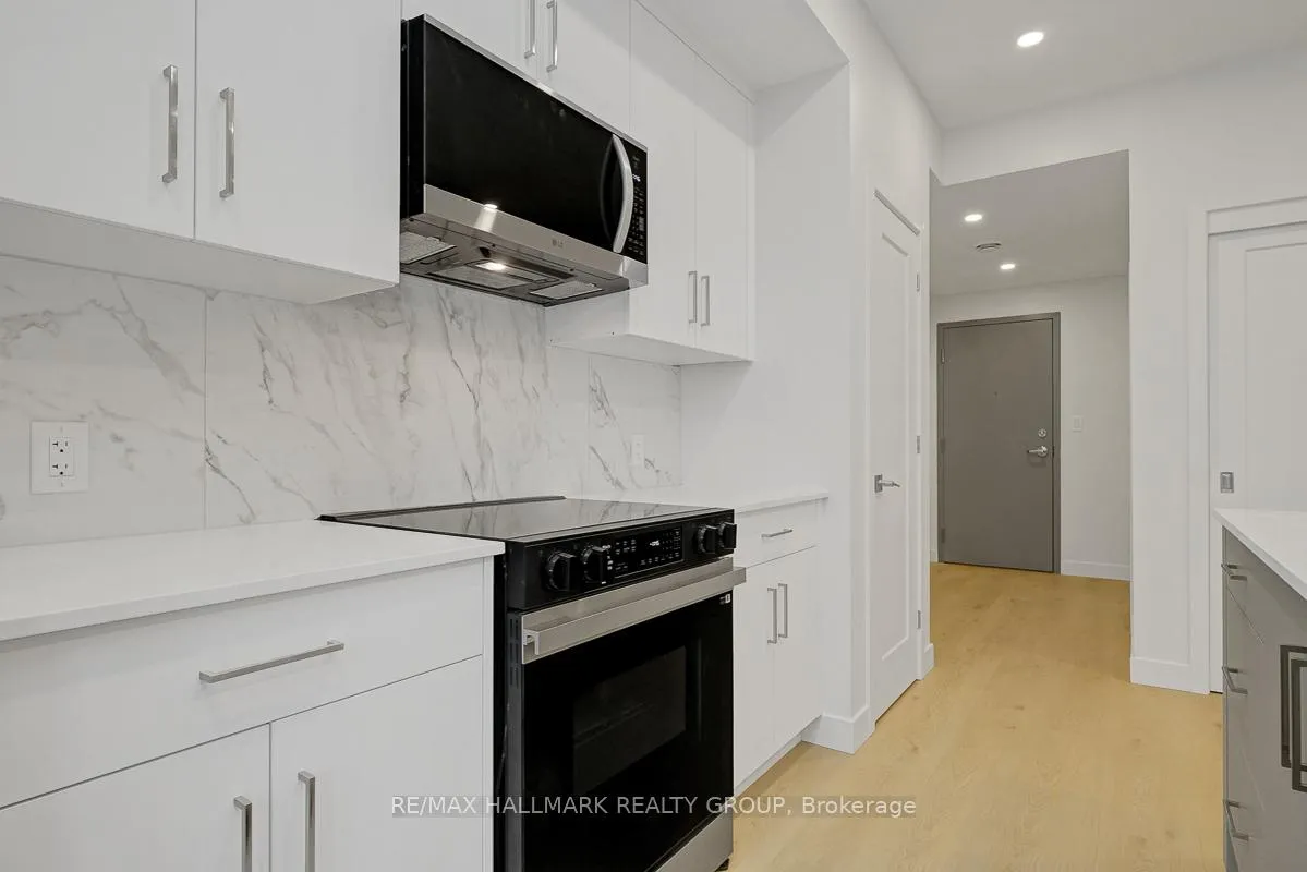 Photo 9 of Unit 7, 199 Columbus Avenue, Ottawa, Overbrook/Castle Heights — HOMEH