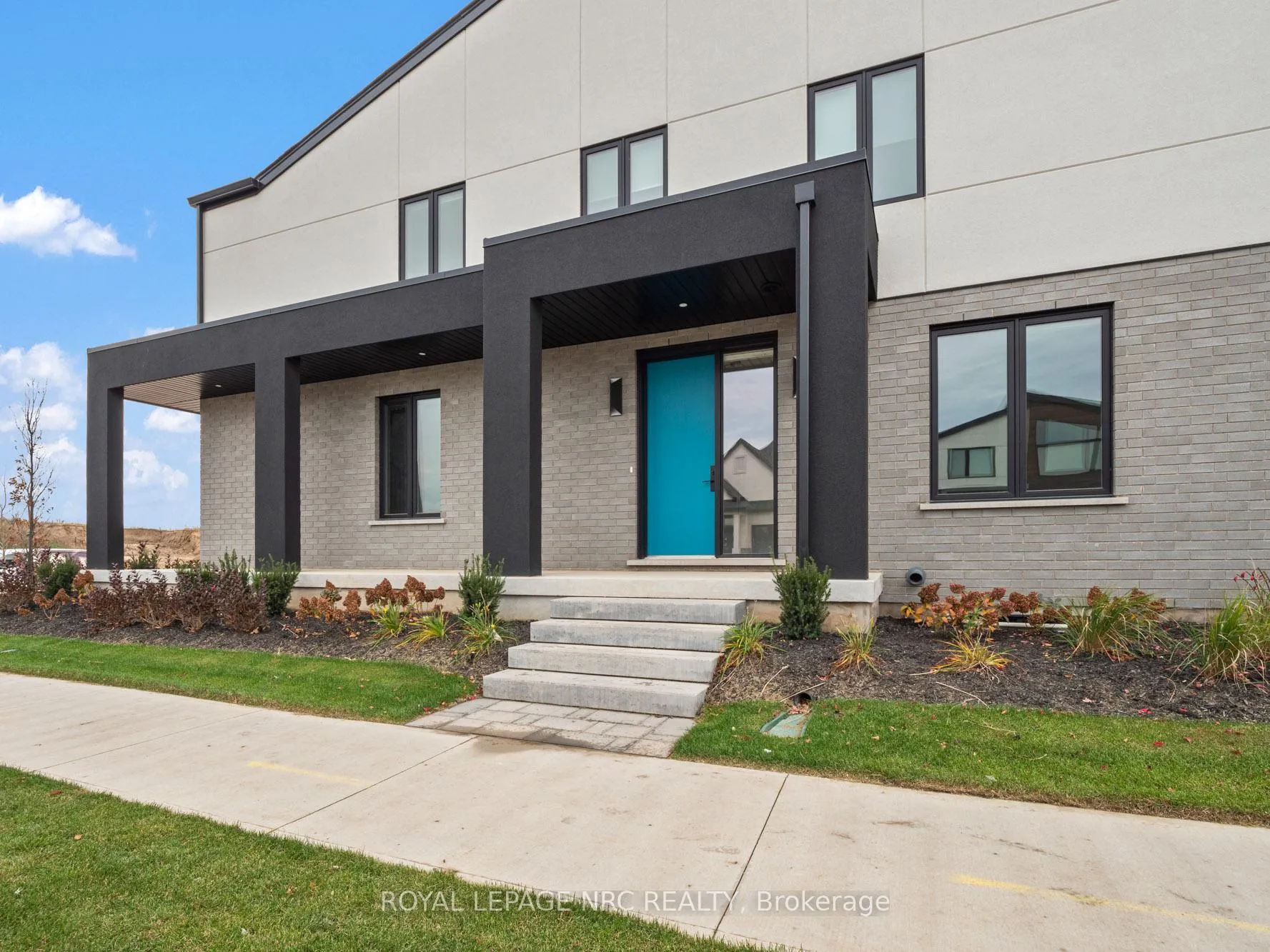 Photo 4 of 200 Klager Avenue, Pelham, Fonthill — HOMEH