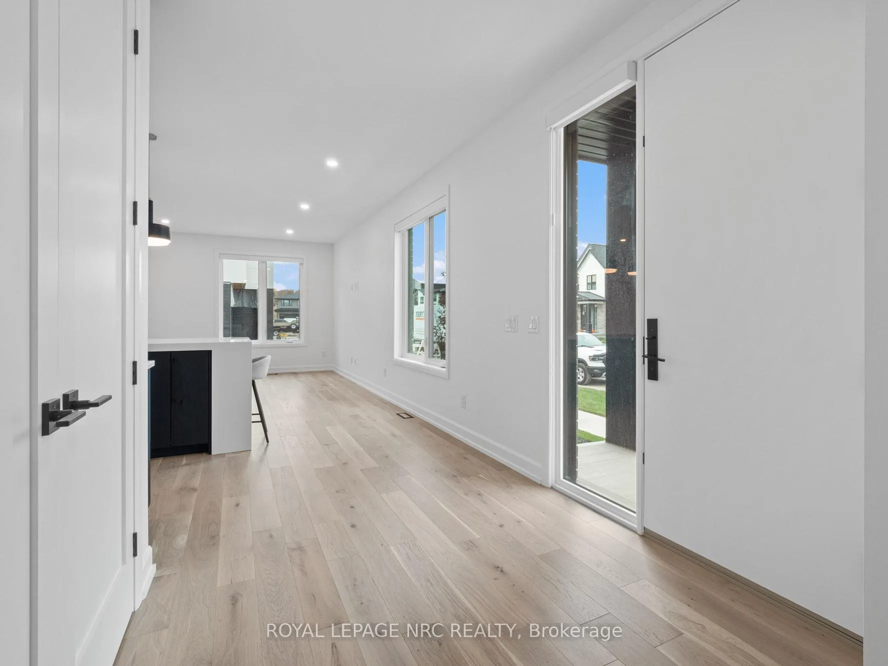 Photo 7 of 200 Klager Avenue, Pelham, Fonthill — HOMEH