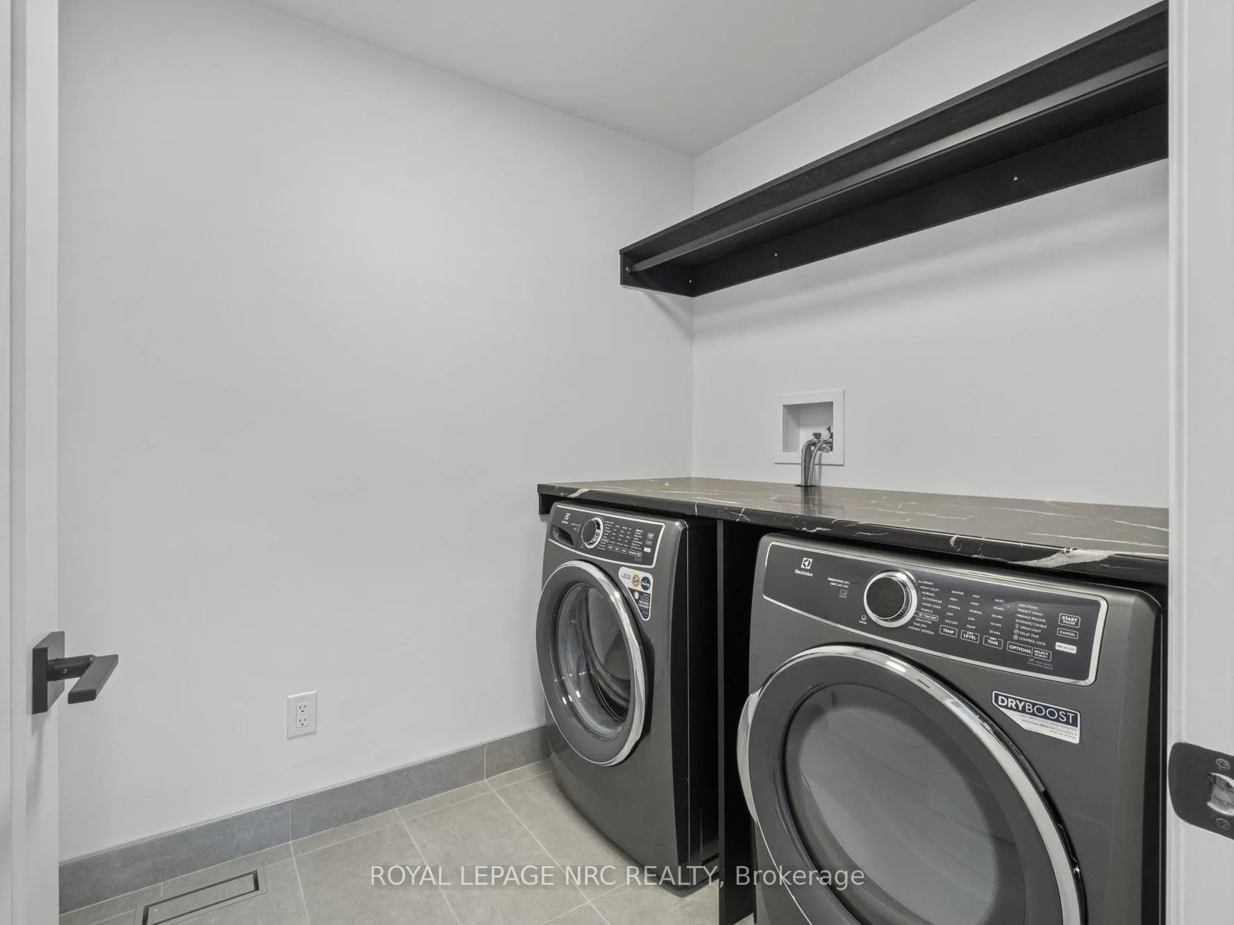 Photo 23 of 200 Klager Avenue, Pelham, Fonthill — HOMEH