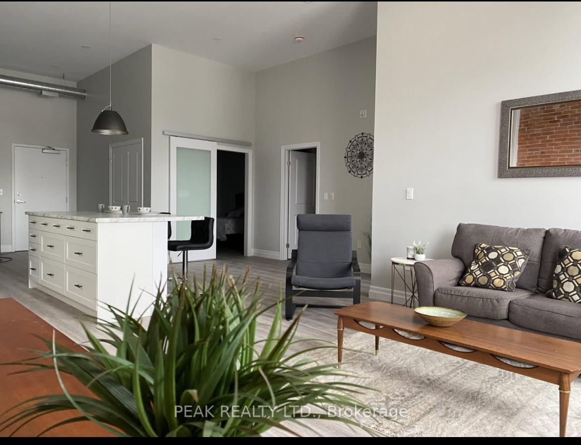 Photo 6 of Unit 202, 116 King Street, Norfolk, Delhi — HOMEH