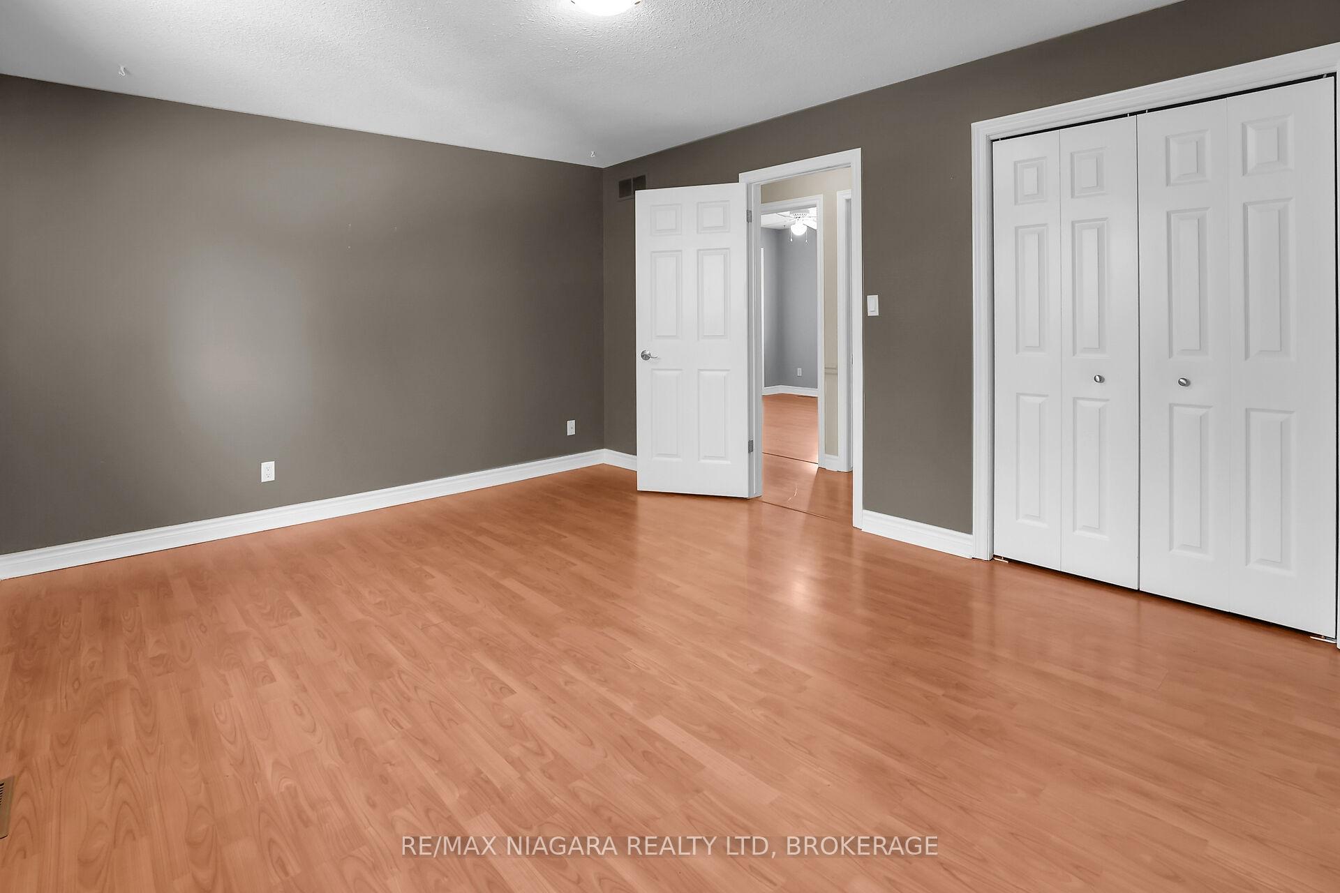 Photo 21 of 5993 Crimson Drive, Niagara Falls, Oldfield — HOMEH