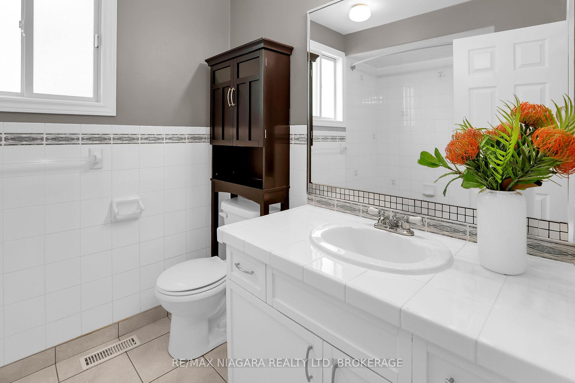 Photo 25 of 5993 Crimson Drive, Niagara Falls, Oldfield — HOMEH