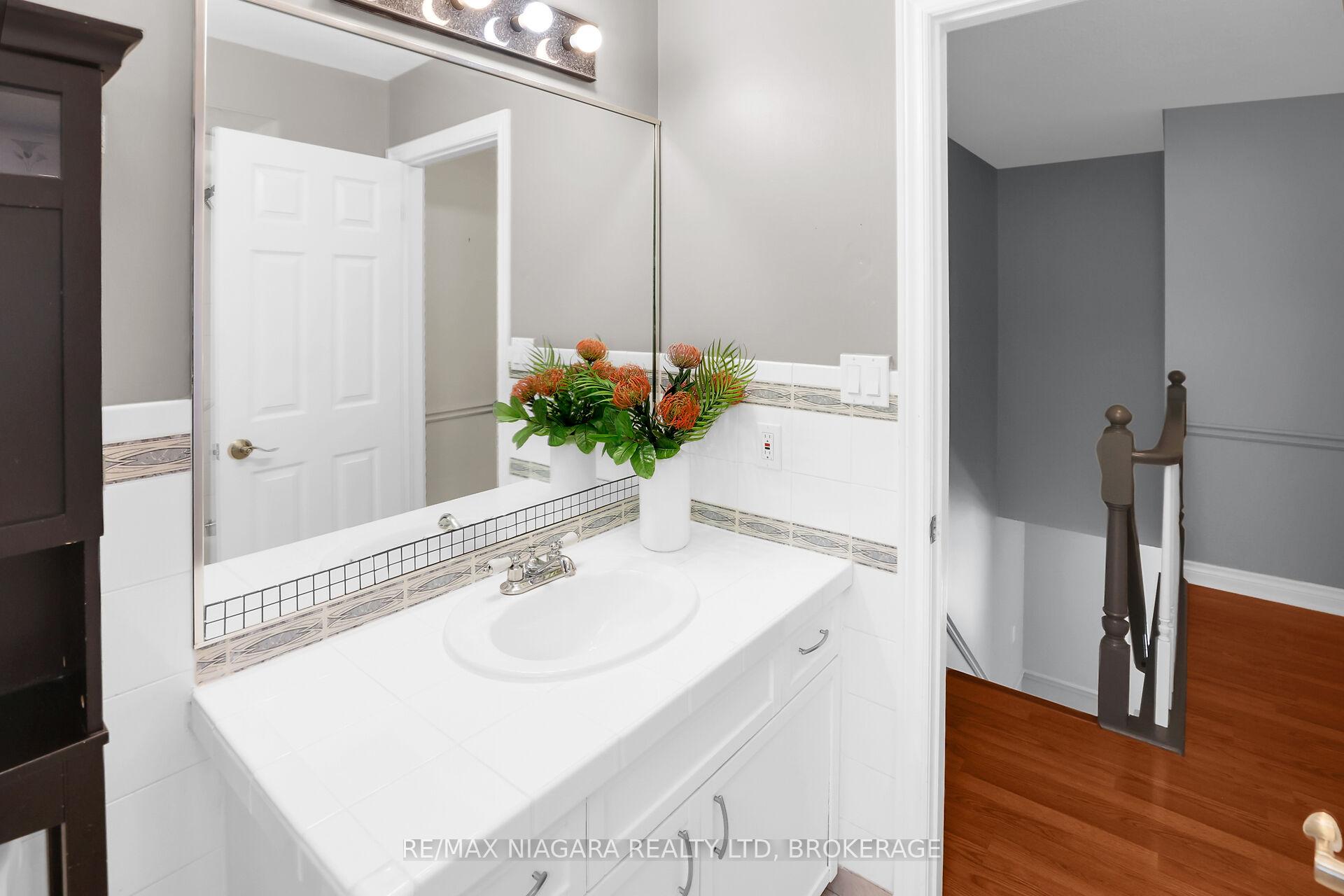 Photo 27 of 5993 Crimson Drive, Niagara Falls, Oldfield — HOMEH