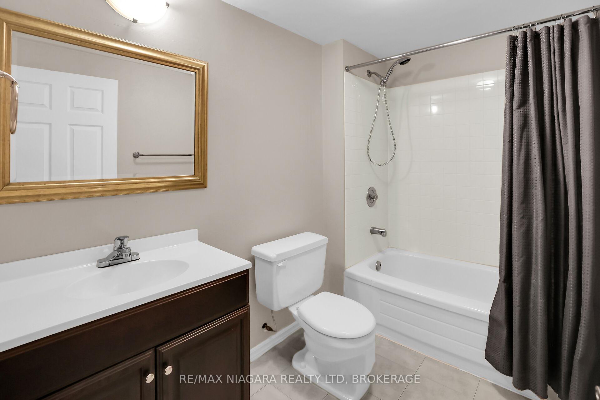 Photo 35 of 5993 Crimson Drive, Niagara Falls, Oldfield — HOMEH