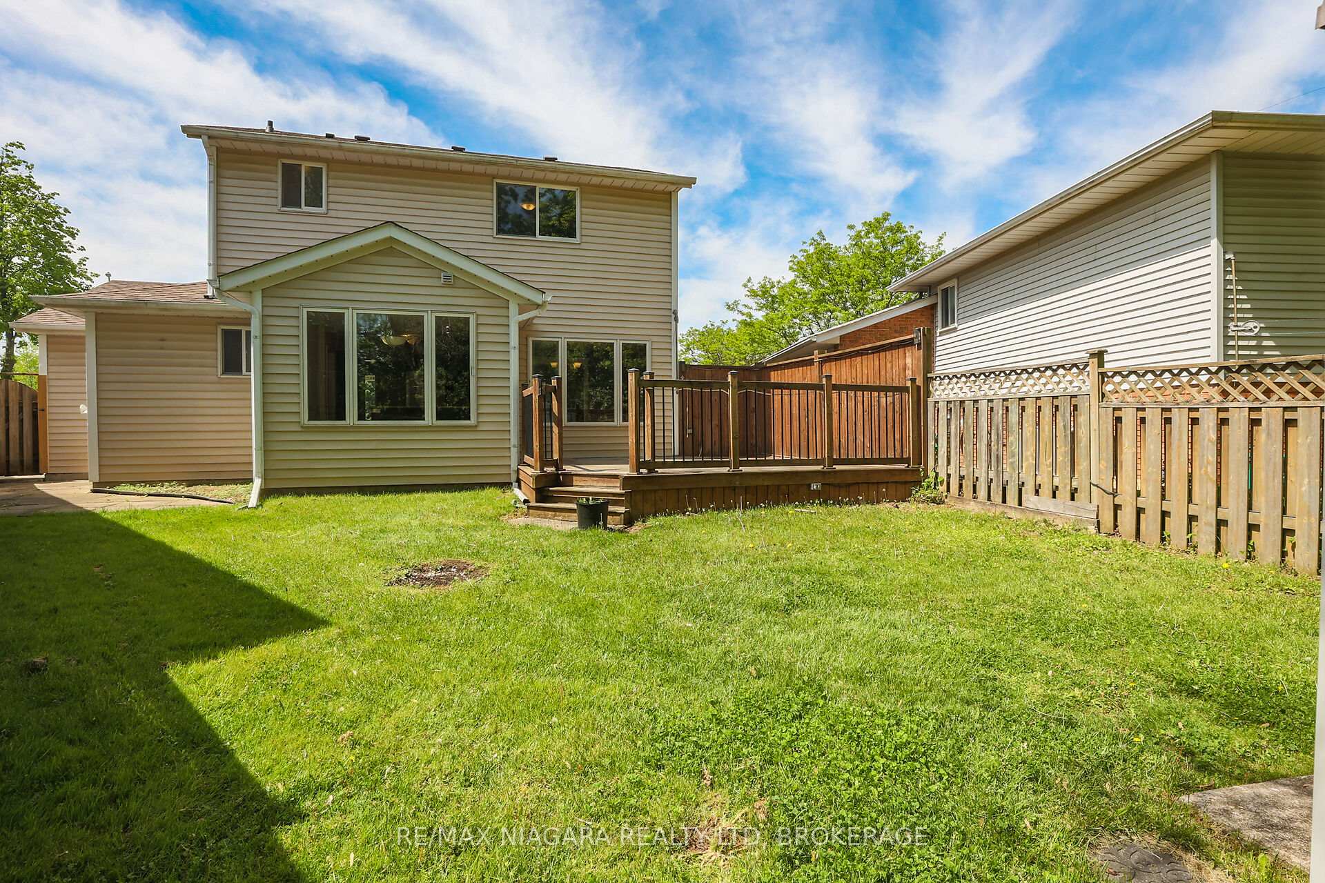 Photo 38 of 5993 Crimson Drive, Niagara Falls, Oldfield — HOMEH