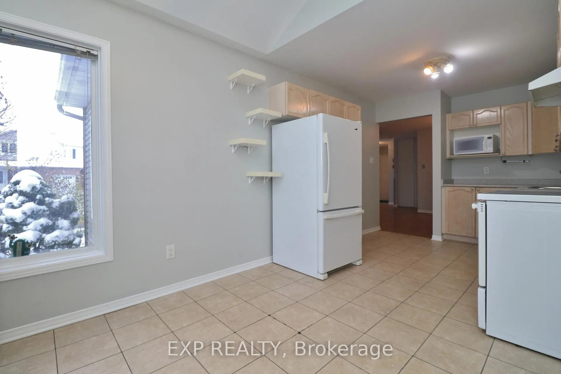 Photo 16 of 2127 Lauzon Street, Ottawa, Fallingbrook/Gardenway South — HOMEH