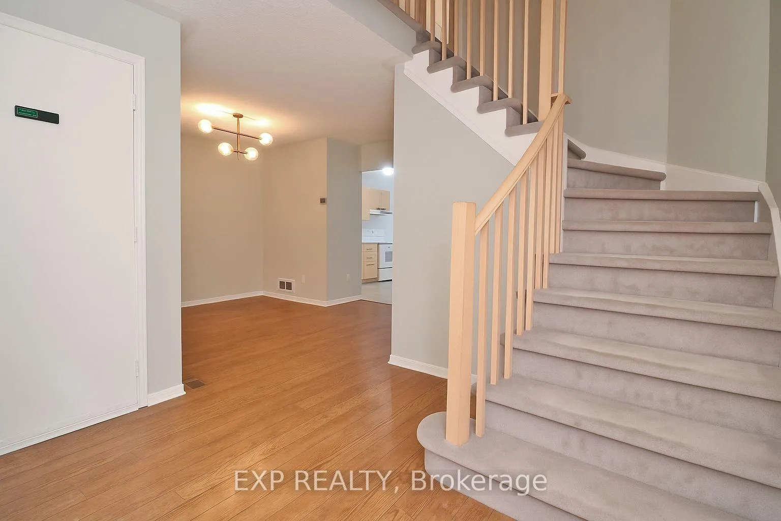 Photo 21 of 2127 Lauzon Street, Ottawa, Fallingbrook/Gardenway South — HOMEH