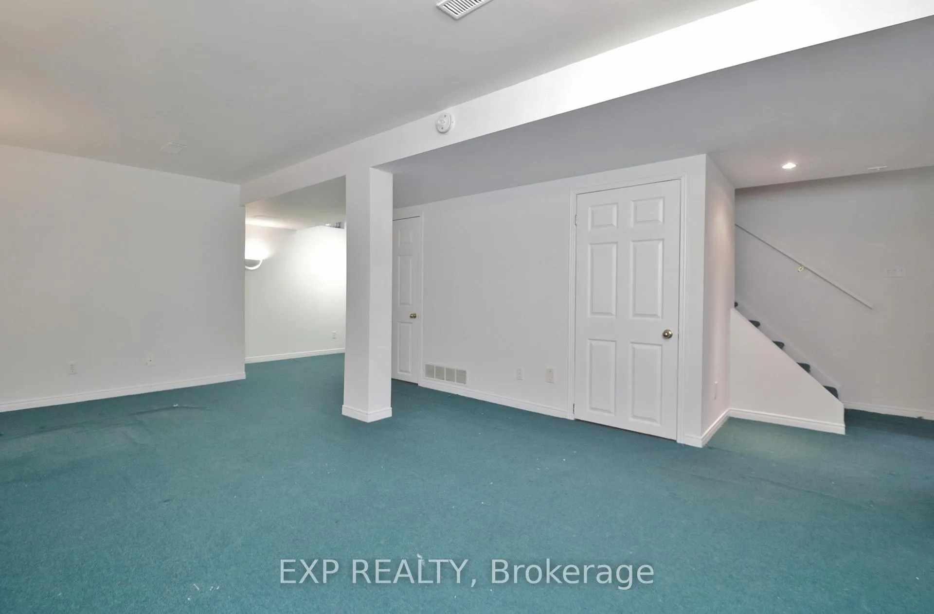 Photo 37 of 2127 Lauzon Street, Ottawa, Fallingbrook/Gardenway South — HOMEH
