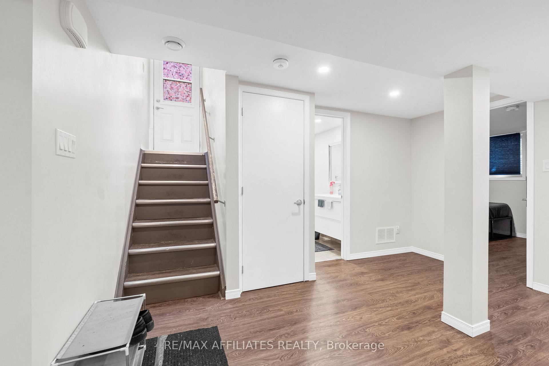 Photo 26 of 1316 Bloomsbury Crescent, Ottawa, Parkway Park — HOMEH