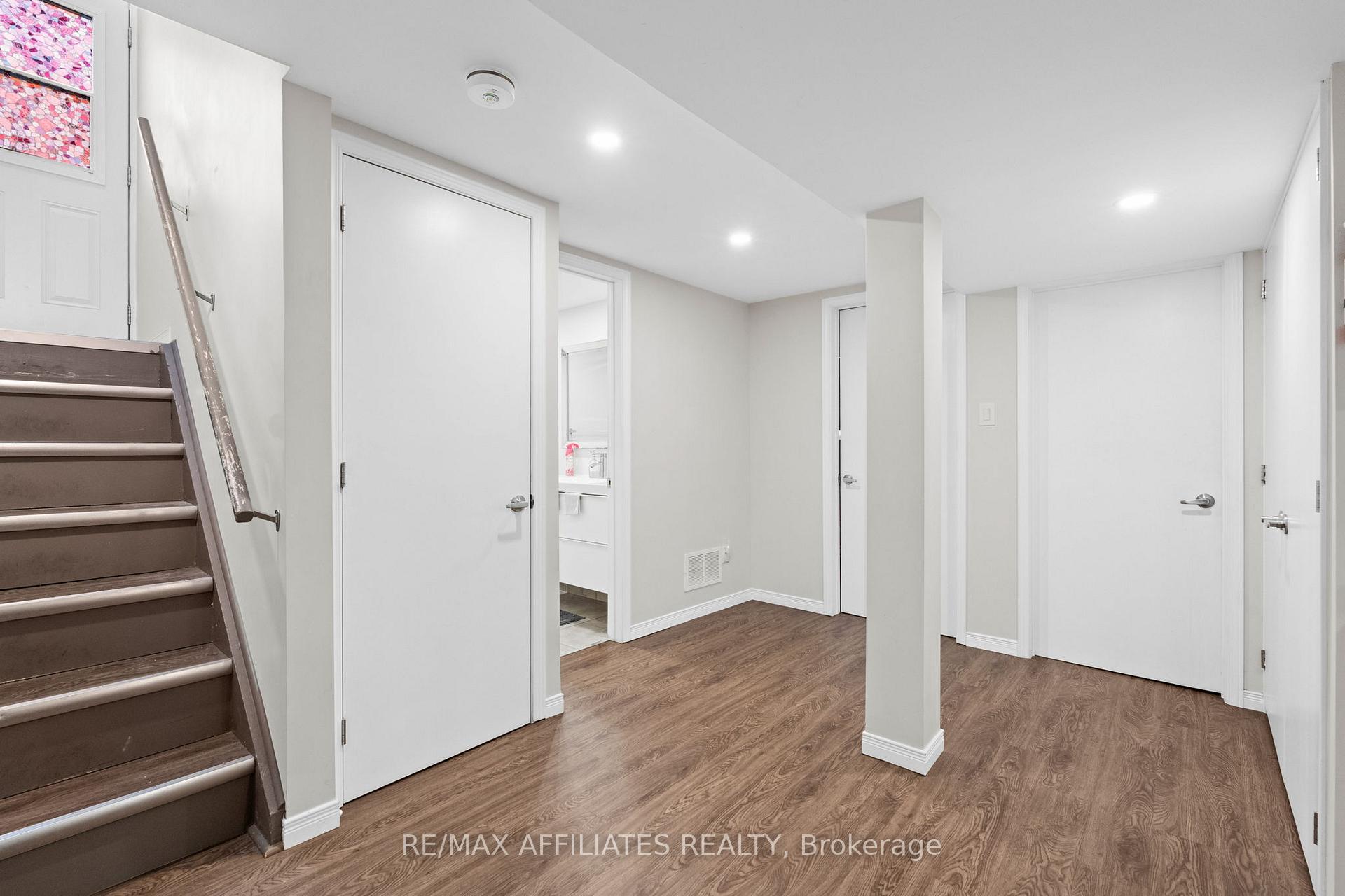 Photo 32 of 1316 Bloomsbury Crescent, Ottawa, Parkway Park — HOMEH