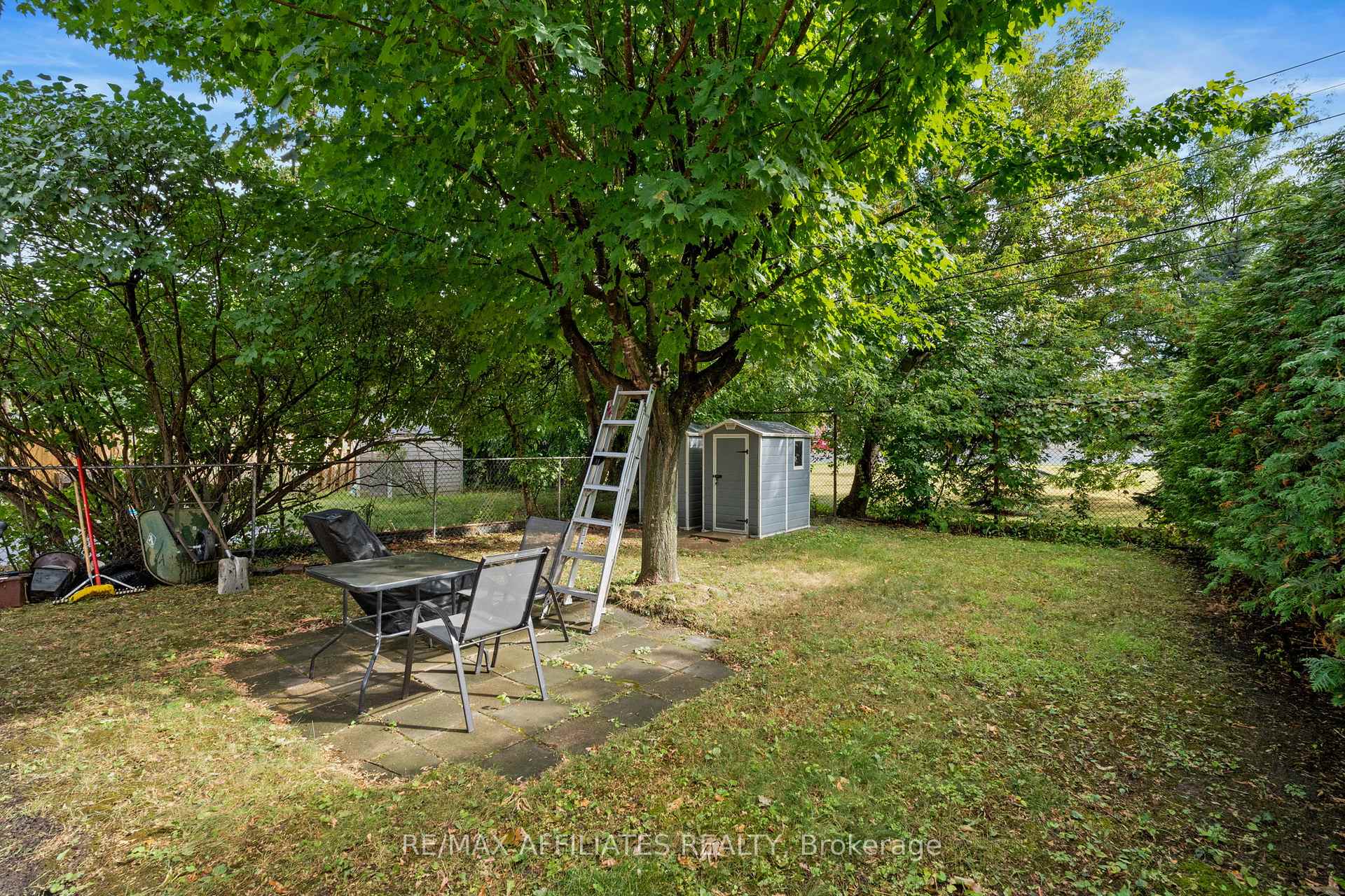 Photo 39 of 1316 Bloomsbury Crescent, Ottawa, Parkway Park — HOMEH