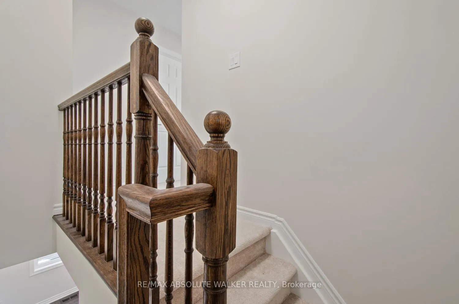 Photo 24 of 376 Willow Aster Circle, Ottawa, Avalon West — HOMEH