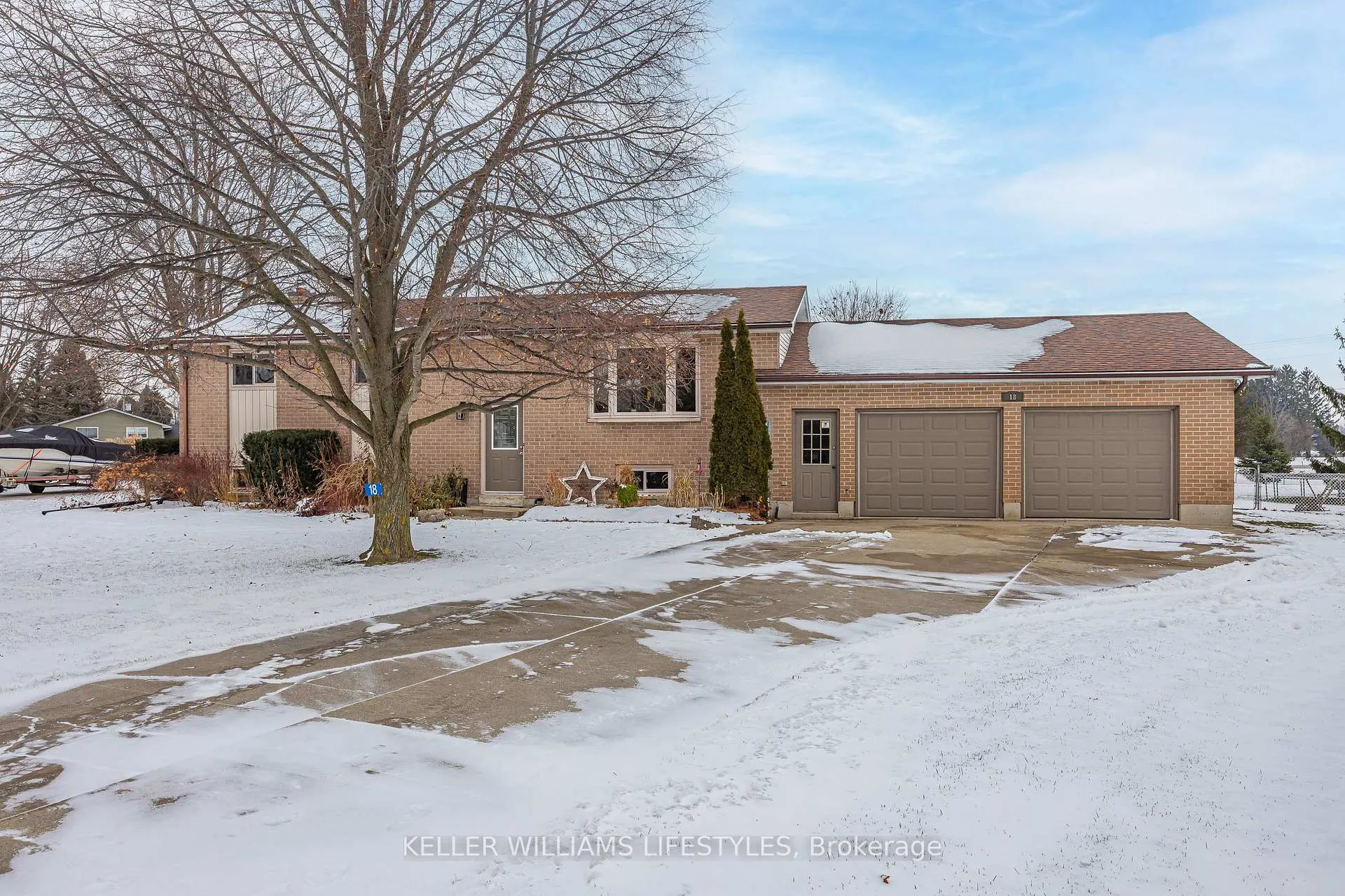 Photo 1 of 18 Hawthorn Crescent, North Middlesex, Nairn — HOMEH