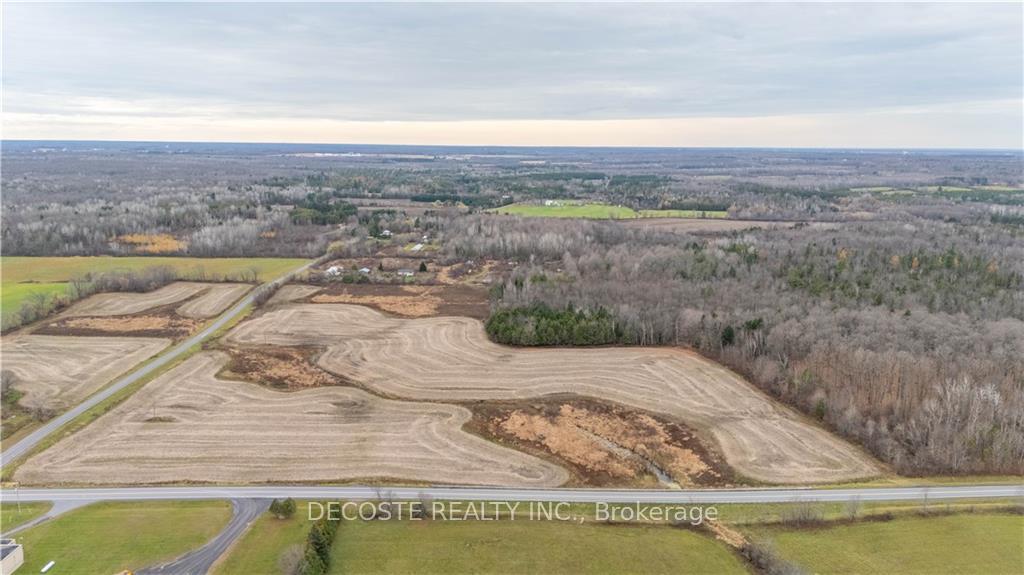 Photo 3 of 3038 County 30 Road, North Glengarry, North Glengarry (Kenyon) Twp — HOMEH