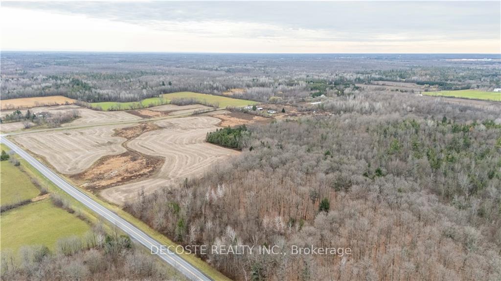 Photo 5 of 3038 County 30 Road, North Glengarry, North Glengarry (Kenyon) Twp — HOMEH