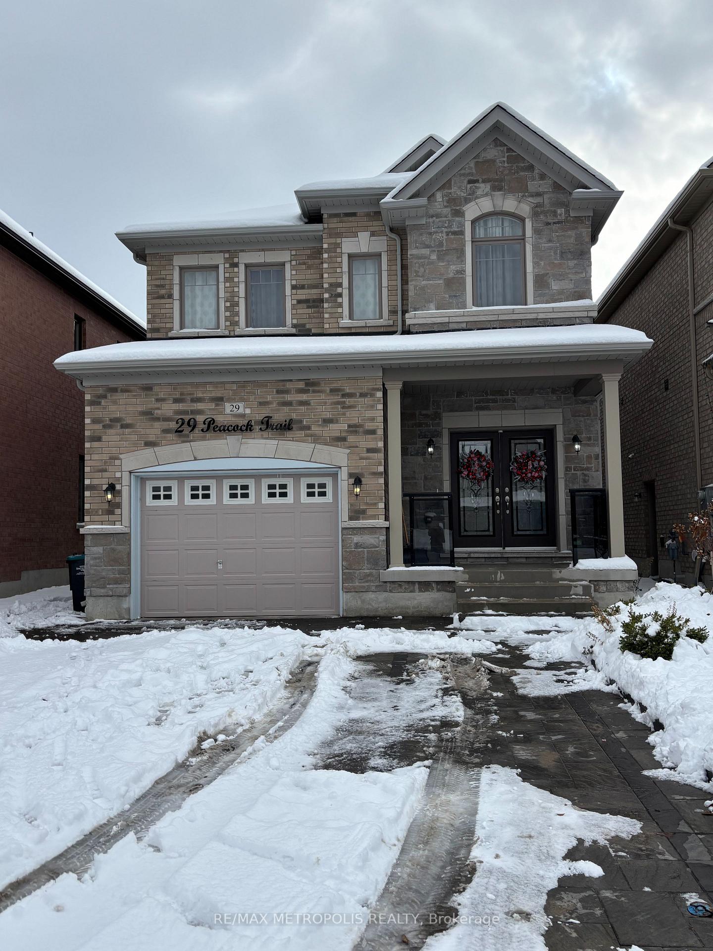 Photo 3 of Unit Upper, 29 Peacock Trail, New Tecumseth, Rural New Tecumseth — HOMEH