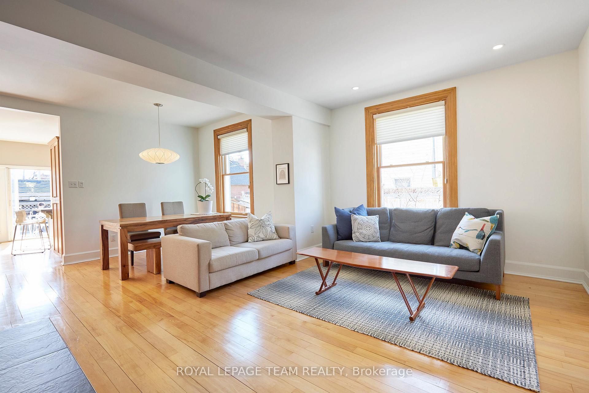 Photo 8 of 136 Keefer Street, Ottawa, New Edinburgh — HOMEH