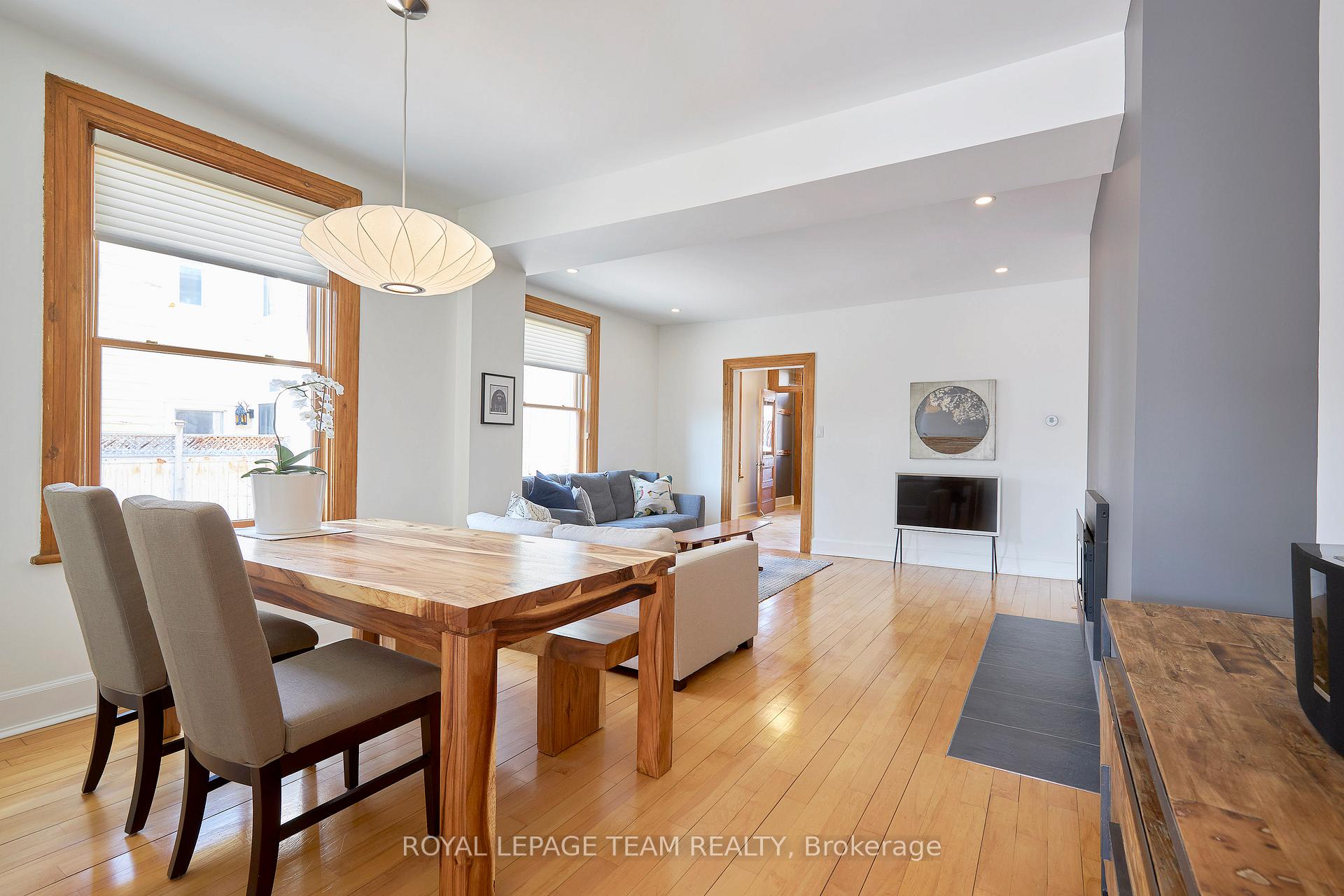 Photo 9 of 136 Keefer Street, Ottawa, New Edinburgh — HOMEH