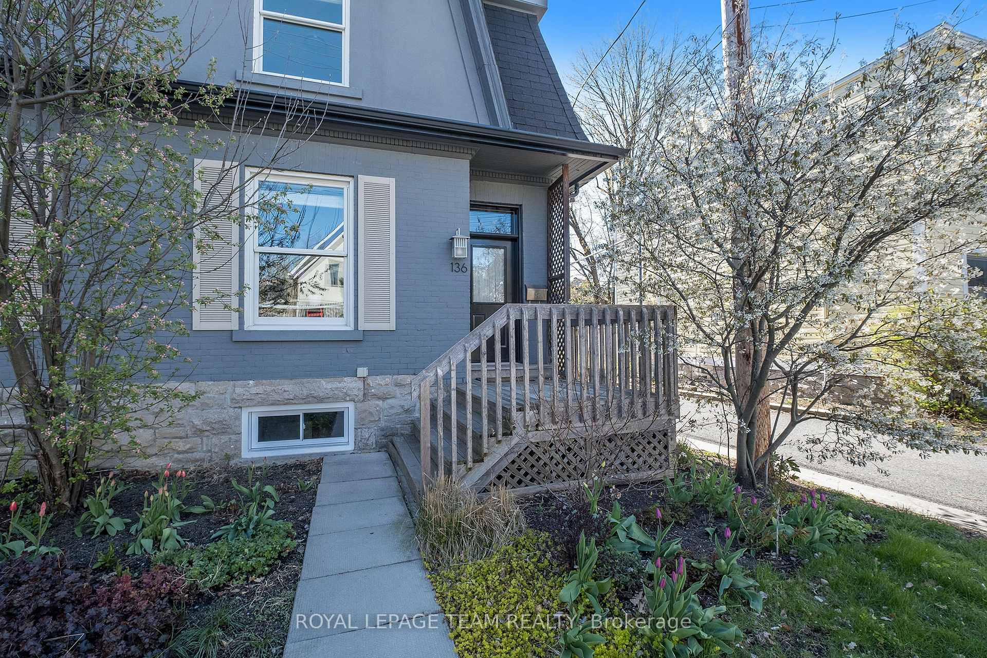 Photo 24 of 136 Keefer Street, Ottawa, New Edinburgh — HOMEH
