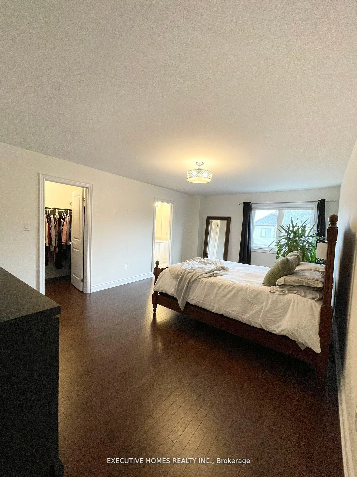 Photo 12 of 51 Lorne Thomas Place, New Tecumseth, Alliston — HOMEH