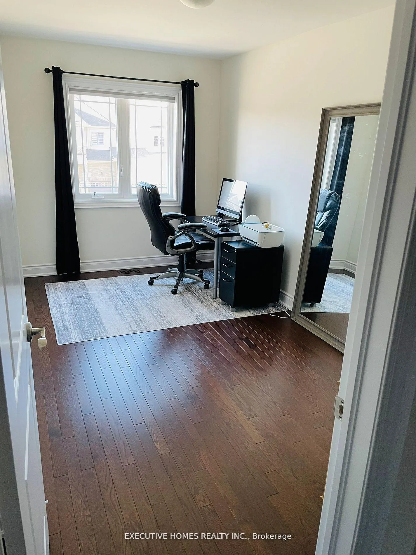 Photo 14 of 51 Lorne Thomas Place, New Tecumseth, Alliston — HOMEH