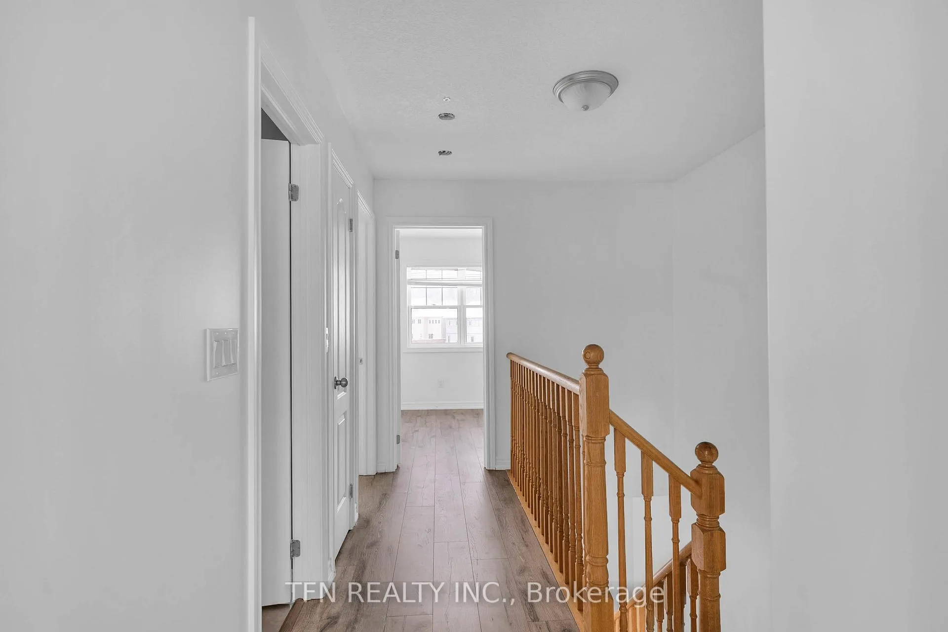 Photo 12 of 9 Isabella Drive, Orillia — HOMEH