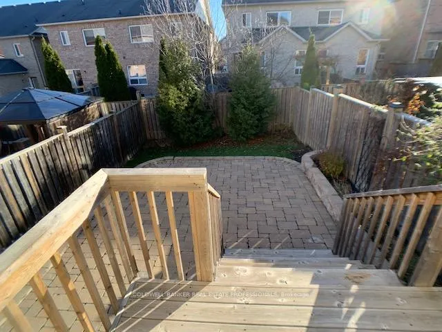 Photo 19 of 137 Four Seasons Crescent, Newmarket, Woodland Hill — HOMEH