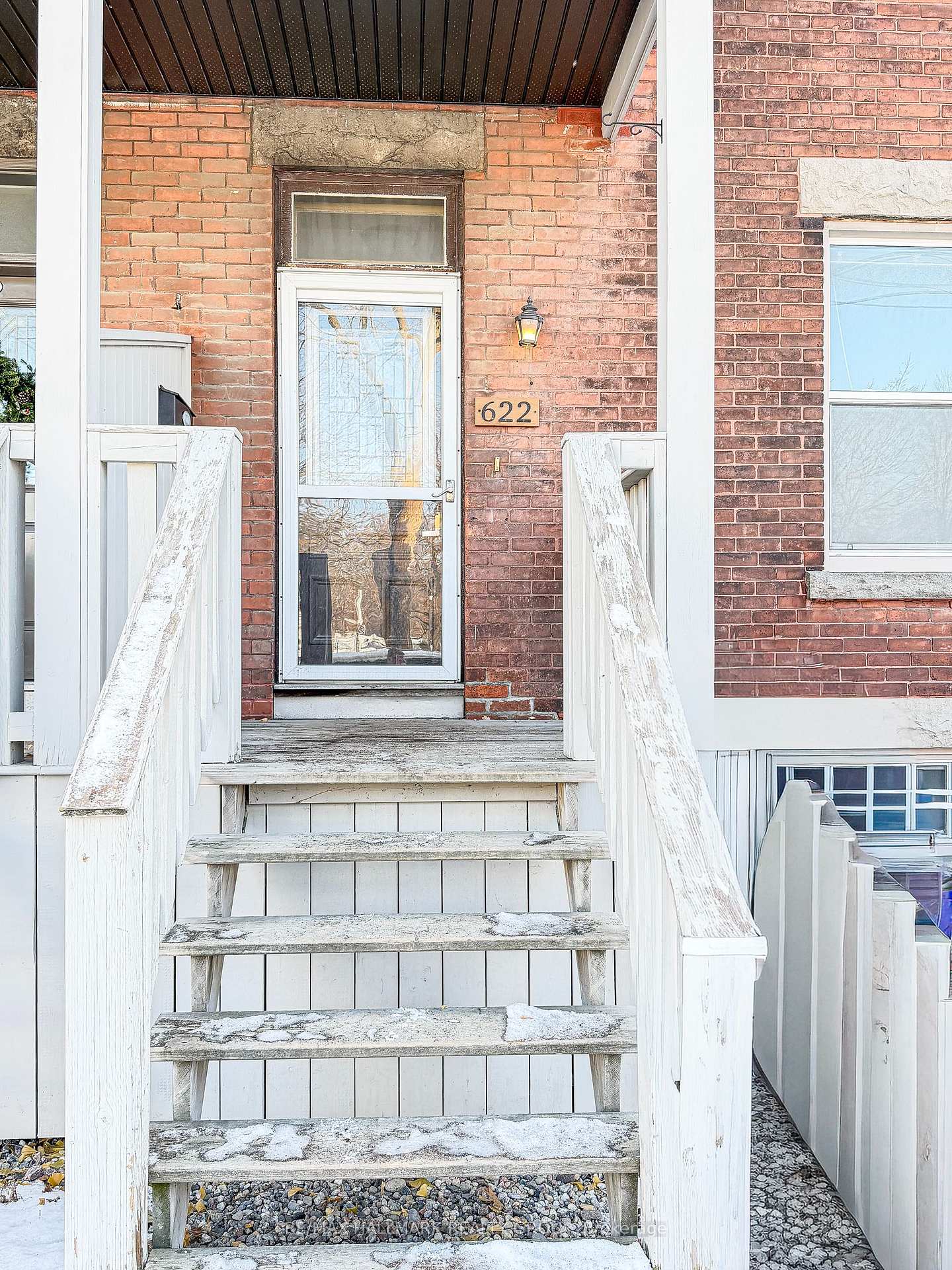 Photo 3 of 622 Gladstone Avenue, Ottawa, Ottawa Centre — HOMEH