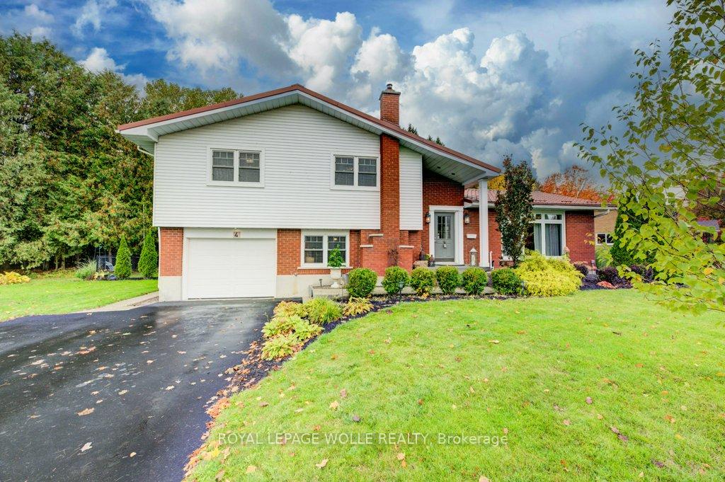 Photo 1 of 4 Mcdonald Street W, North Perth, Listowel — HOMEH
