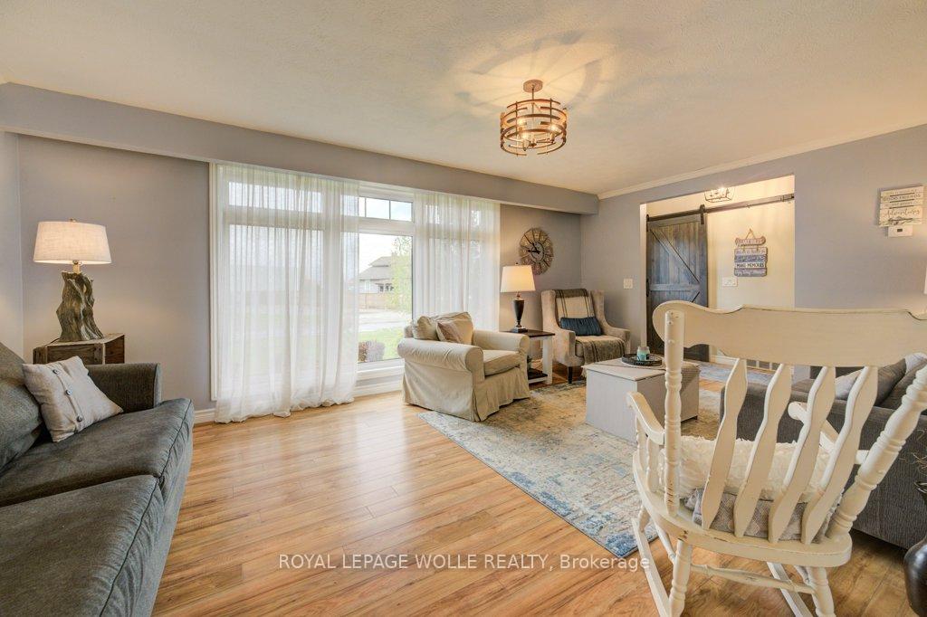 Photo 11 of 4 Mcdonald Street W, North Perth, Listowel — HOMEH
