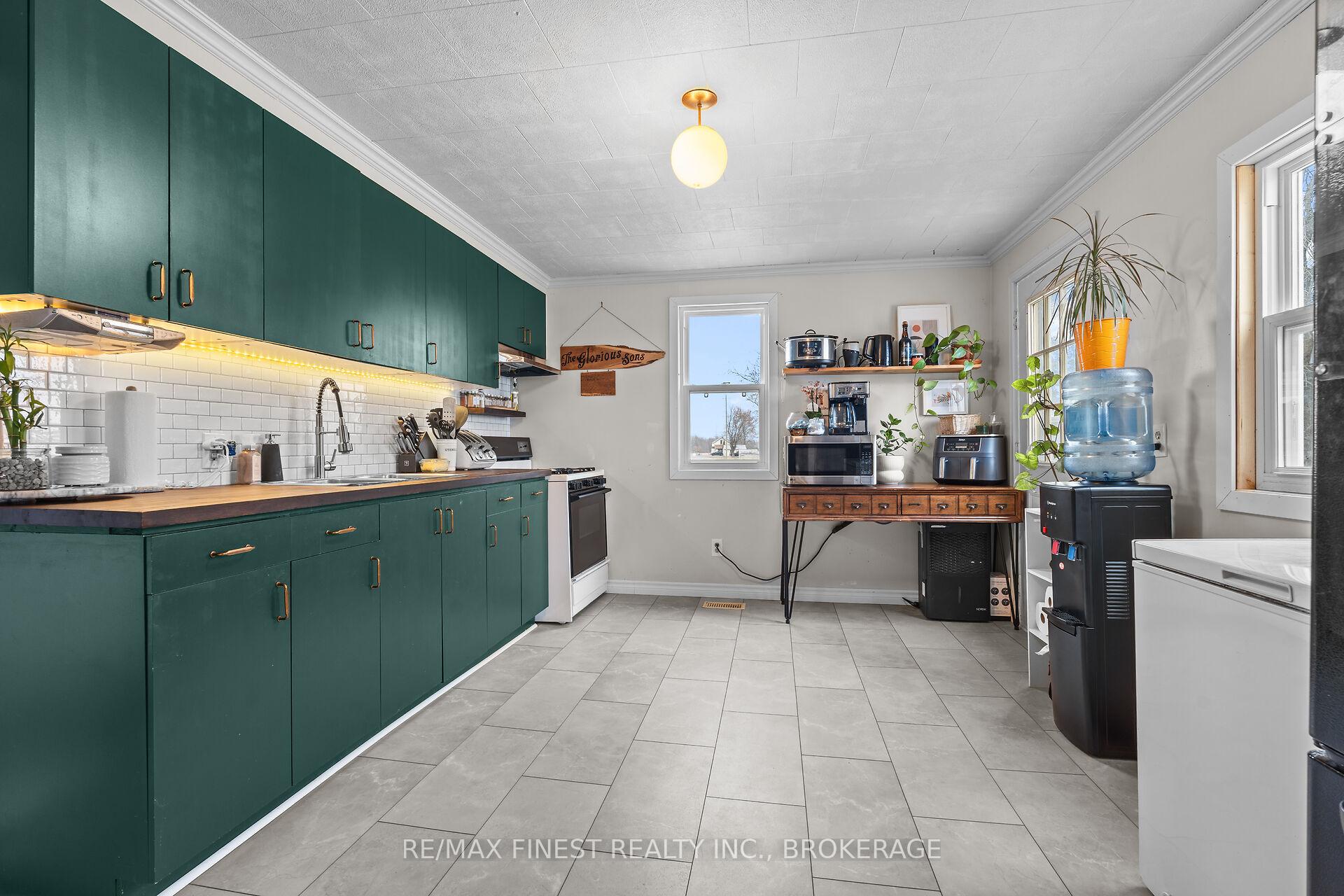 Photo 15 of 1476 Westbrook Road, Kingston, City Northwest — HOMEH