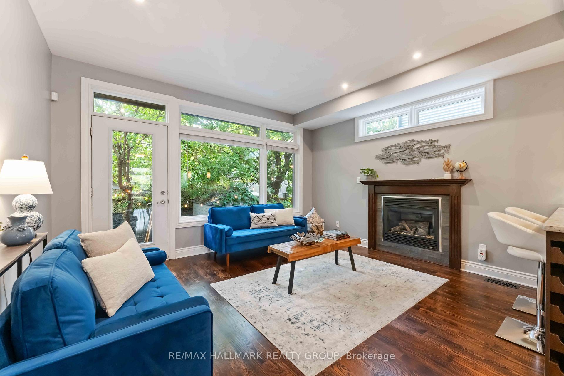 Photo 6 of Unit A, 142 Queen Mary Street, Ottawa, Overbrook/Castle Heights — HOMEH