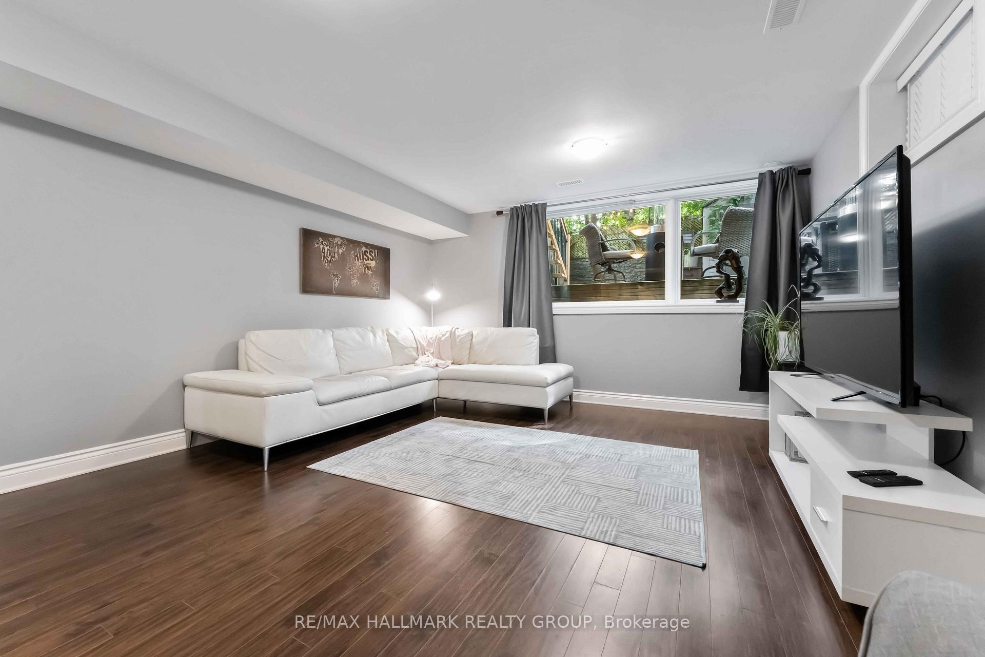 Photo 26 of Unit A, 142 Queen Mary Street, Ottawa, Overbrook/Castle Heights — HOMEH