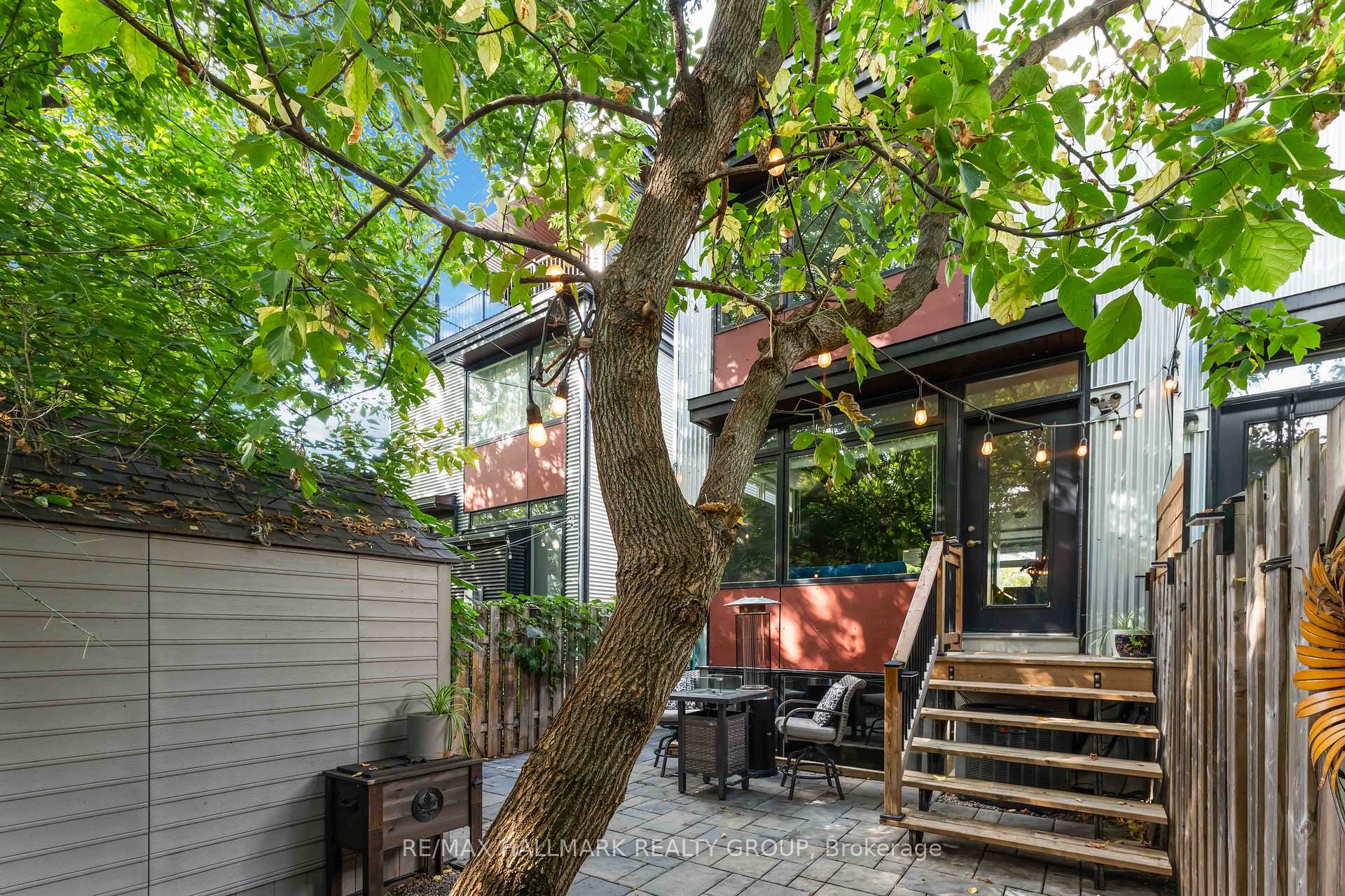 Photo 29 of Unit A, 142 Queen Mary Street, Ottawa, Overbrook/Castle Heights — HOMEH