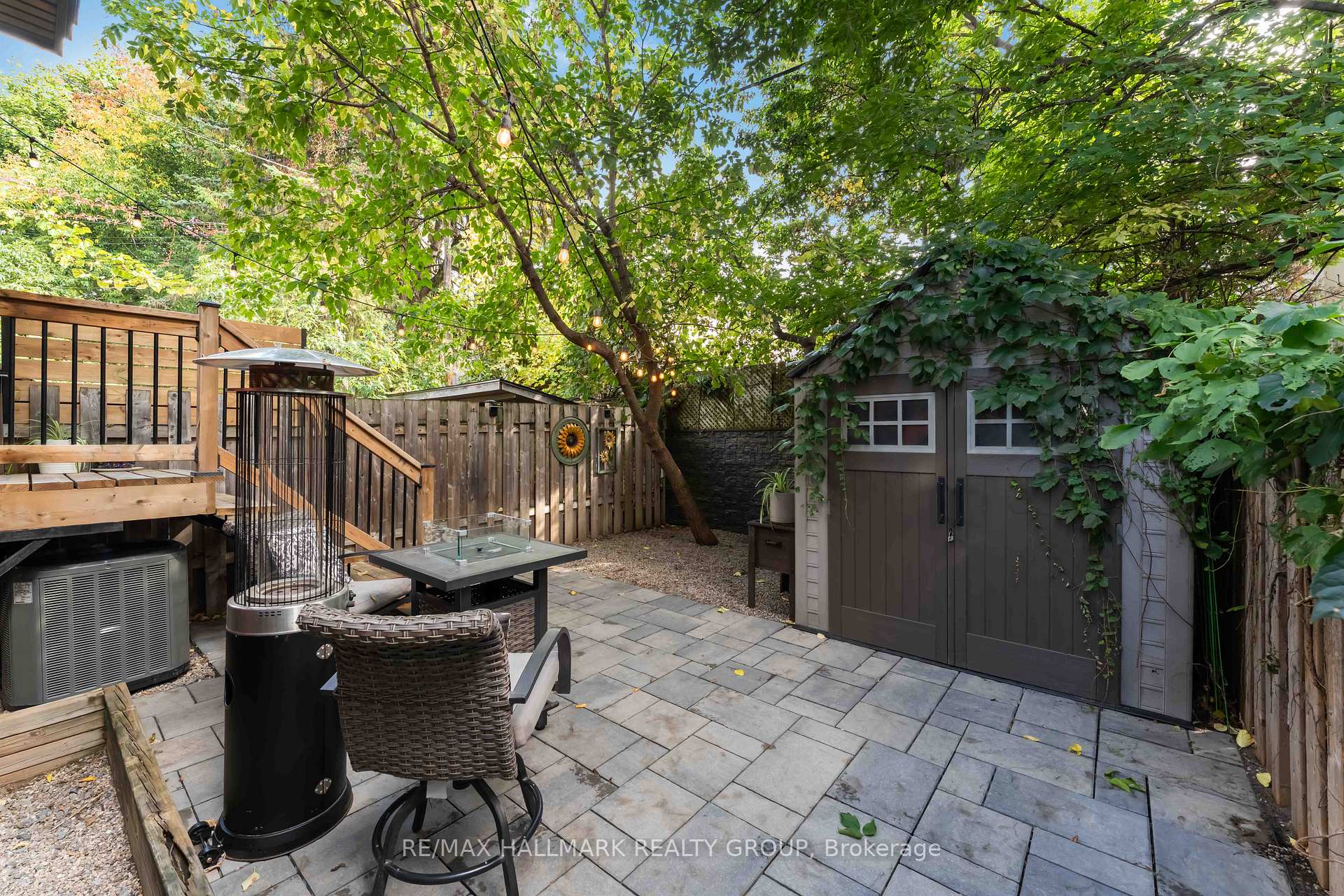 Photo 31 of Unit A, 142 Queen Mary Street, Ottawa, Overbrook/Castle Heights — HOMEH